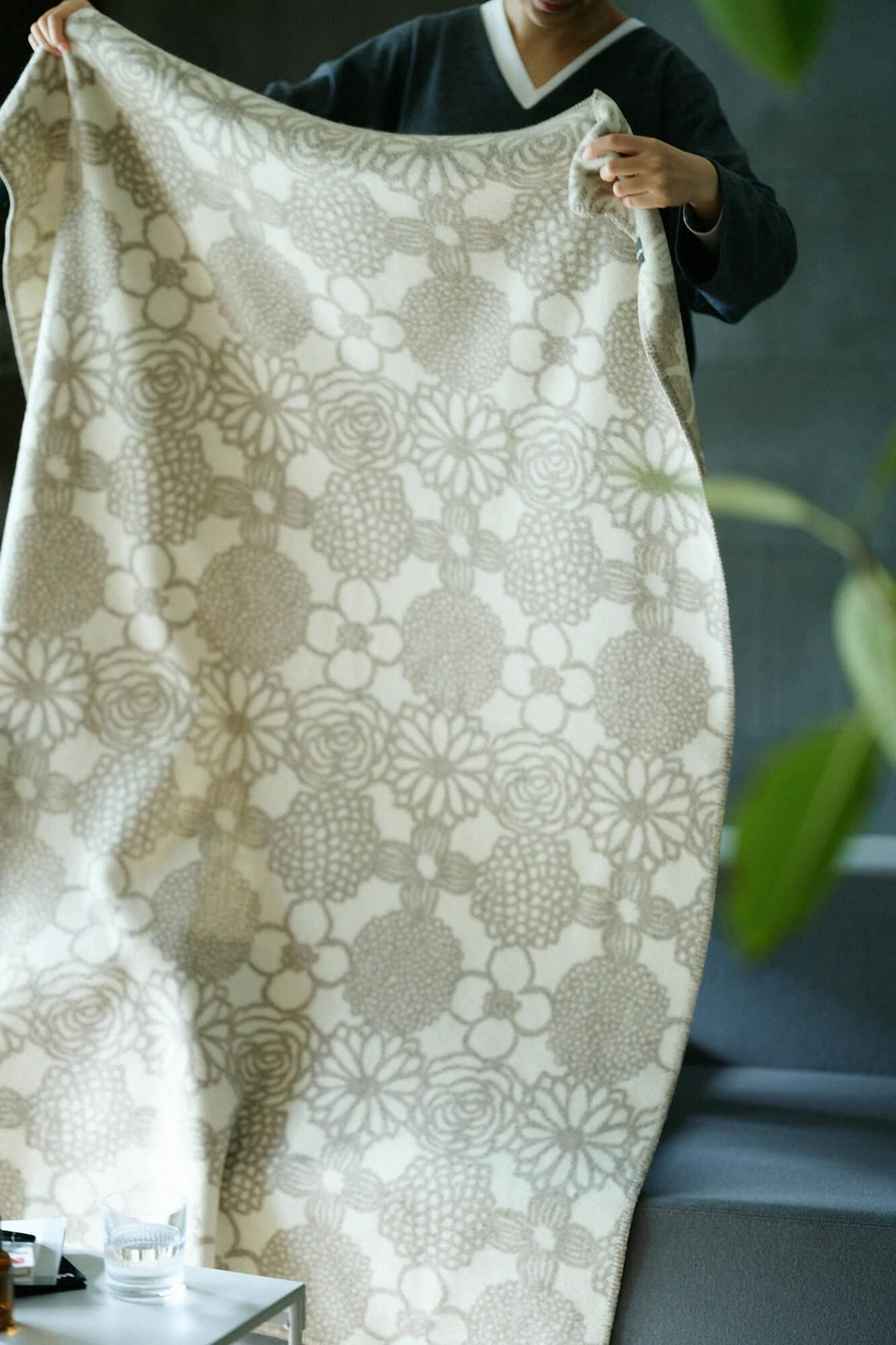 무릎담요블랑캣/ 꽃 넥타이