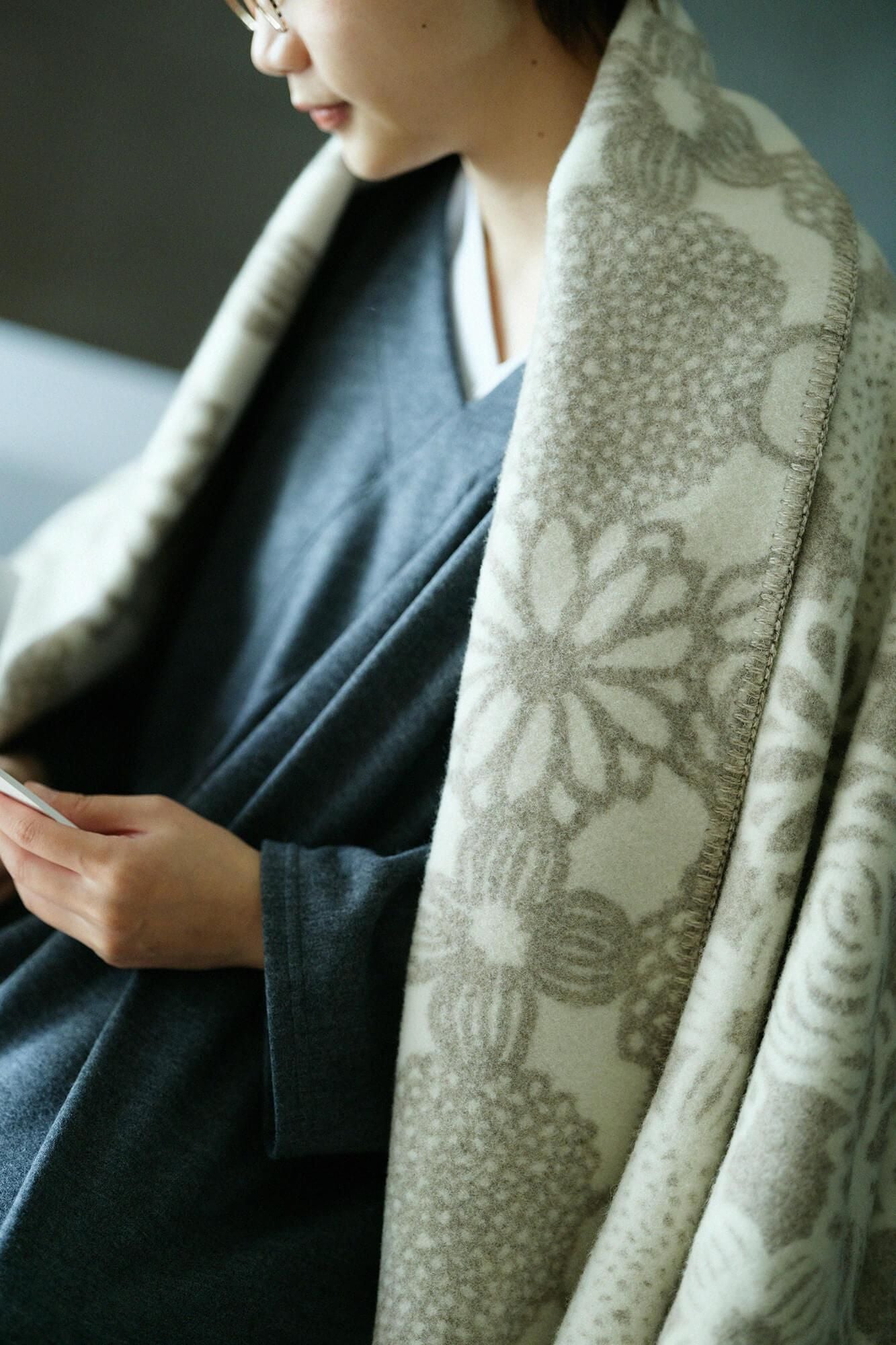 무릎담요블랑캣/ 꽃 넥타이