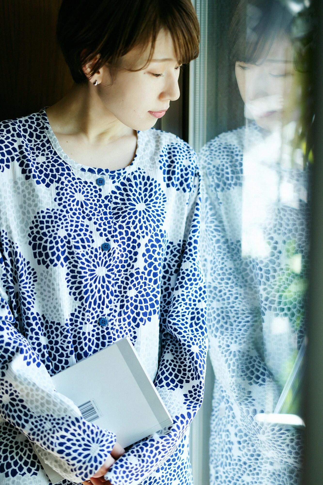 【网络限定】高島縮棉 20/20 女裝 圆领 圖案紋樣居家服/全菊 清風