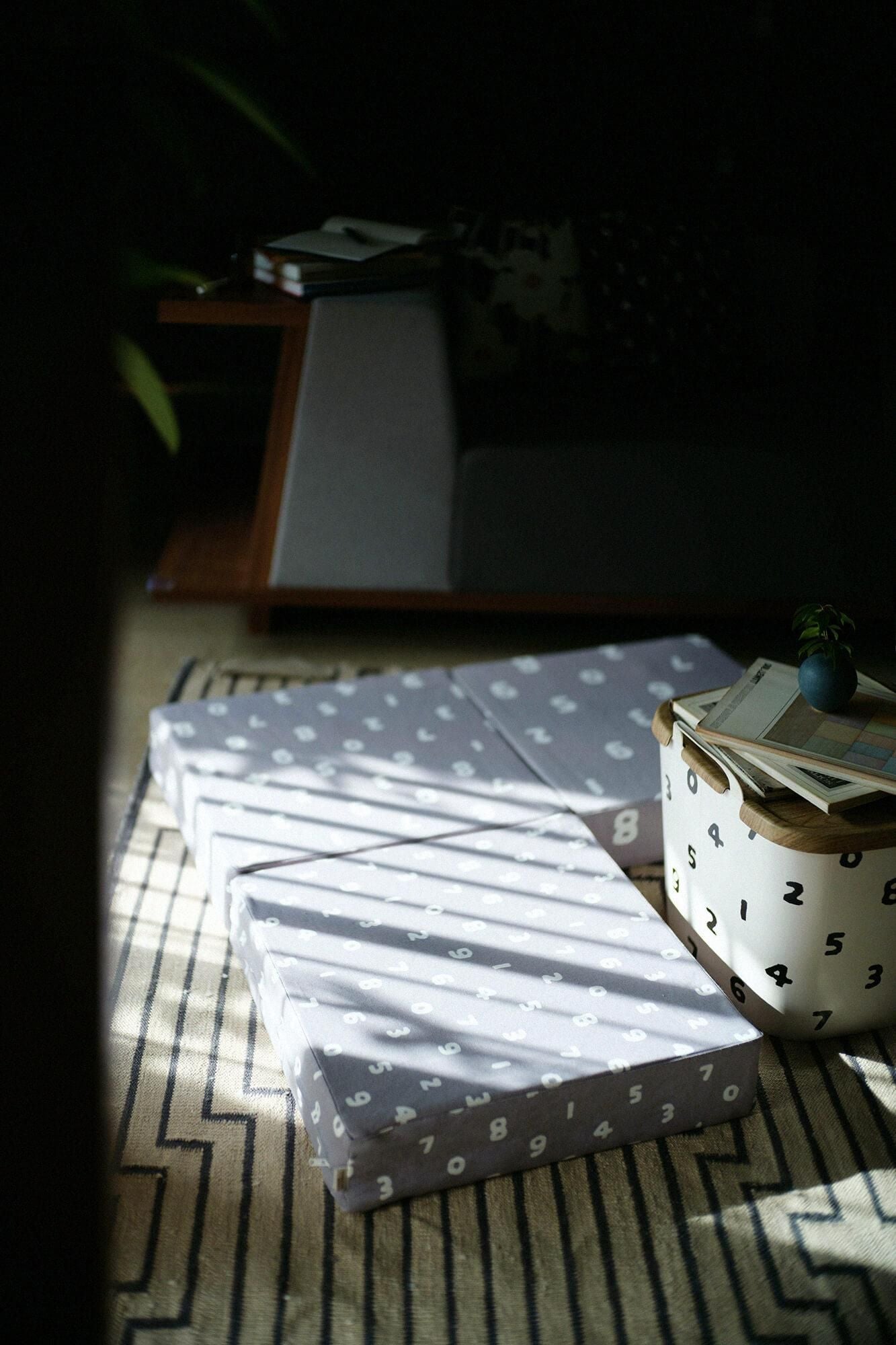 箱座布団/SO-SU-U 薄墨色(うすずみいろ)【※お届けに約3週間】