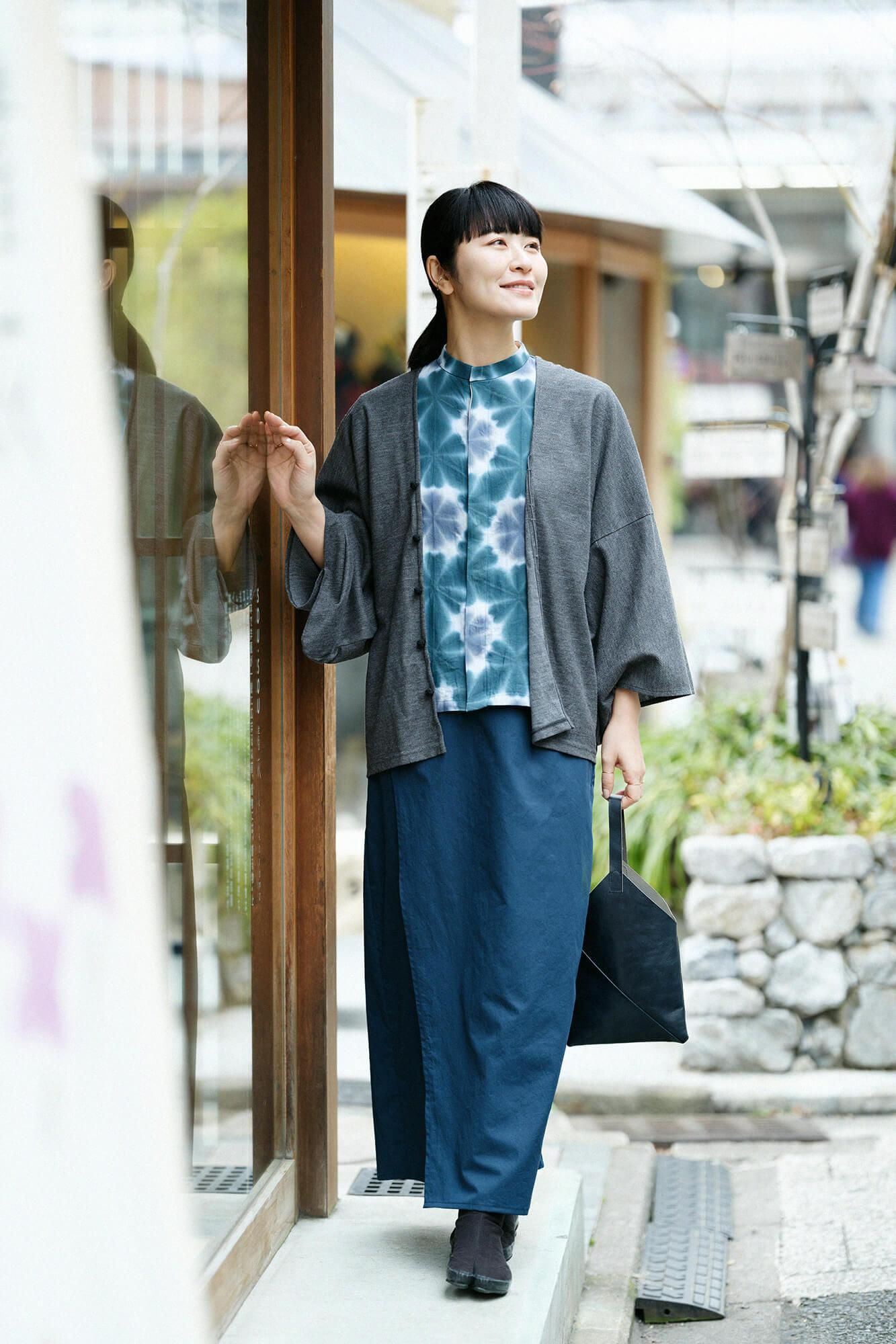 【net限定】たばた絞り 知多木綿 文(ぶん) 草衣(そうい) 上(うえ)/雪花(せっか) 深緑色(しんりょくしょく)×灰青(はいあお)