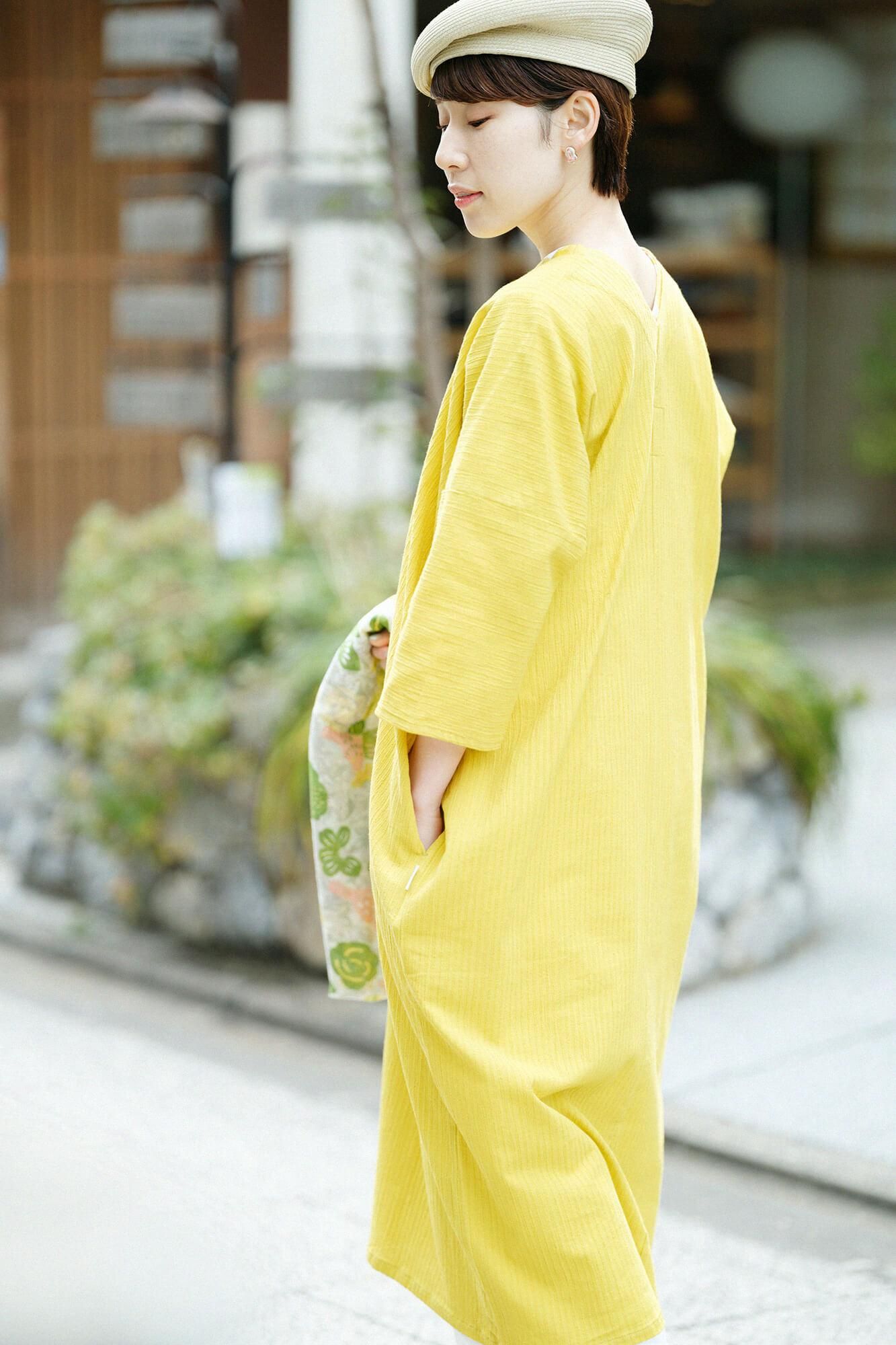 Chizimi Cotton 40/20 Akiha V-neck Rectangular Dress Three-quarter Sleeve / Canary Color