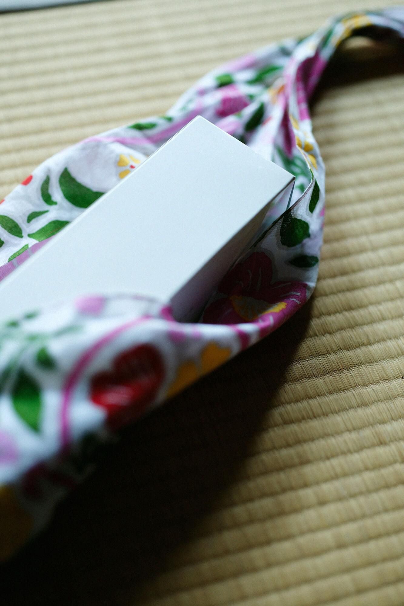 ISE Cotton Textile Tenugui / Momoyama Cherry Blossoms