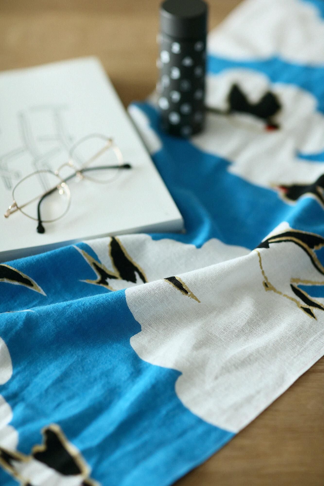 伊勢木綿 textile手ぬぐい/玄鳥至(つばめきたる)