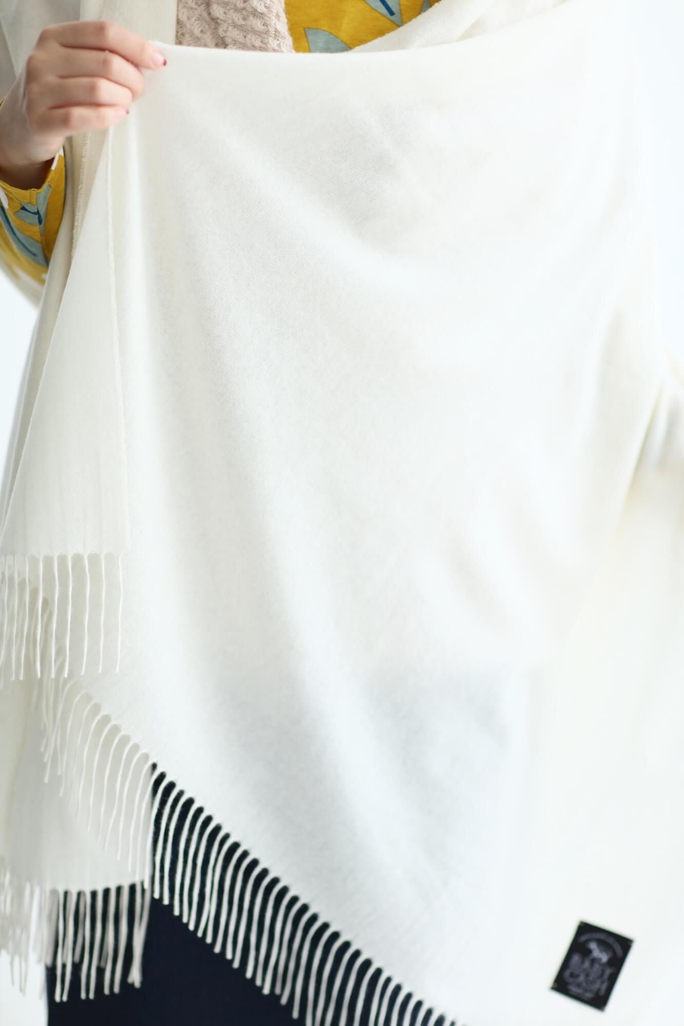 Baby Cash (R) Gauze Stole / Ecru