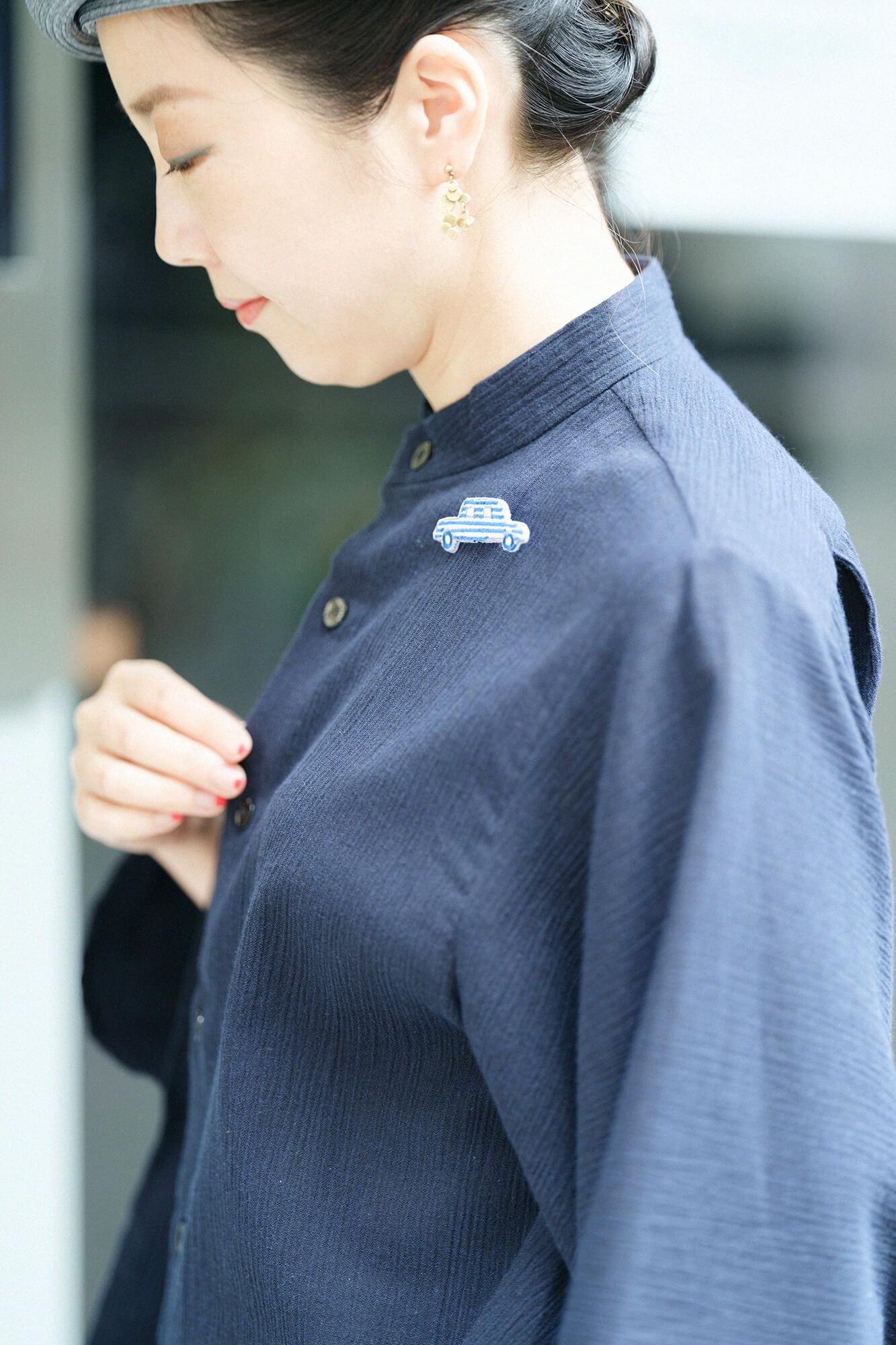 刺繍飾り(ししゅうかざり)/じどうしゃ あお