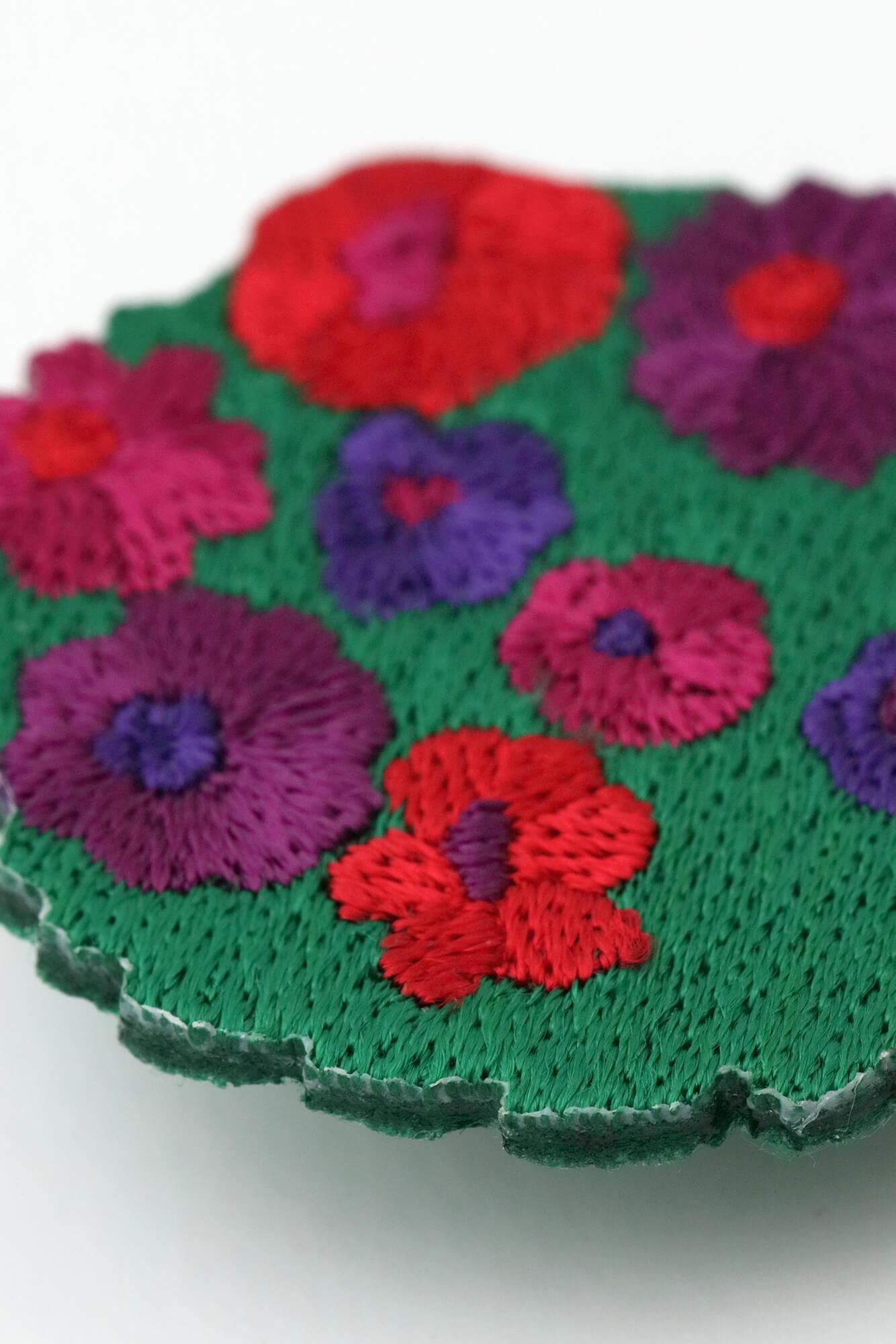 刺繡胸針/植物園