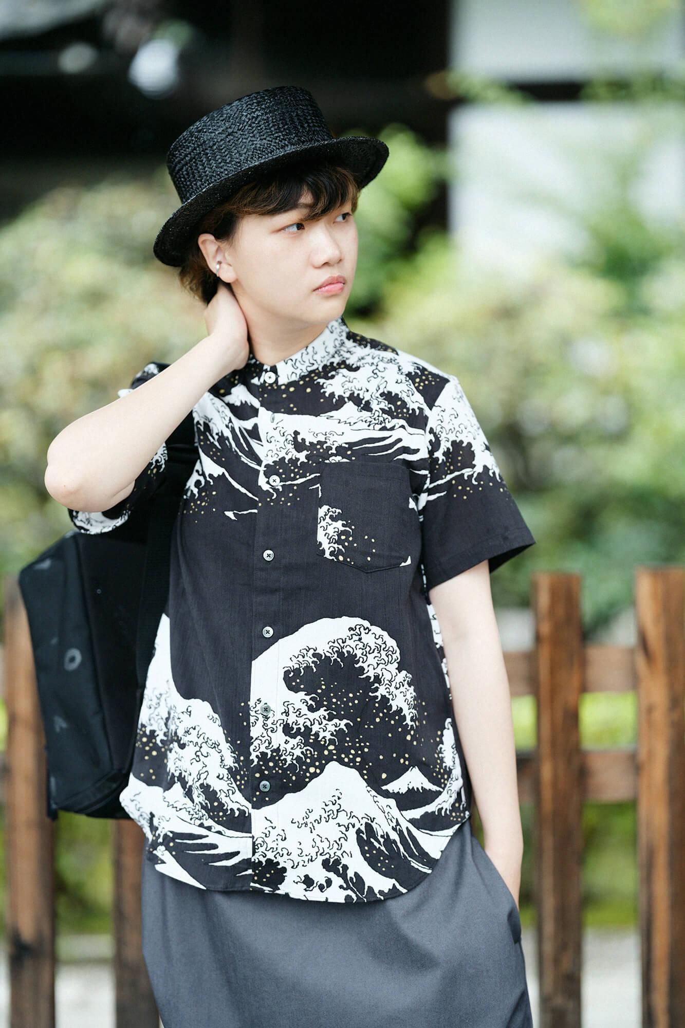 Chizimi Cotton 20/20 Stand Collar Short Sleeve Shirt / Hokusai The Great Wave off Kanagawa-Recreation