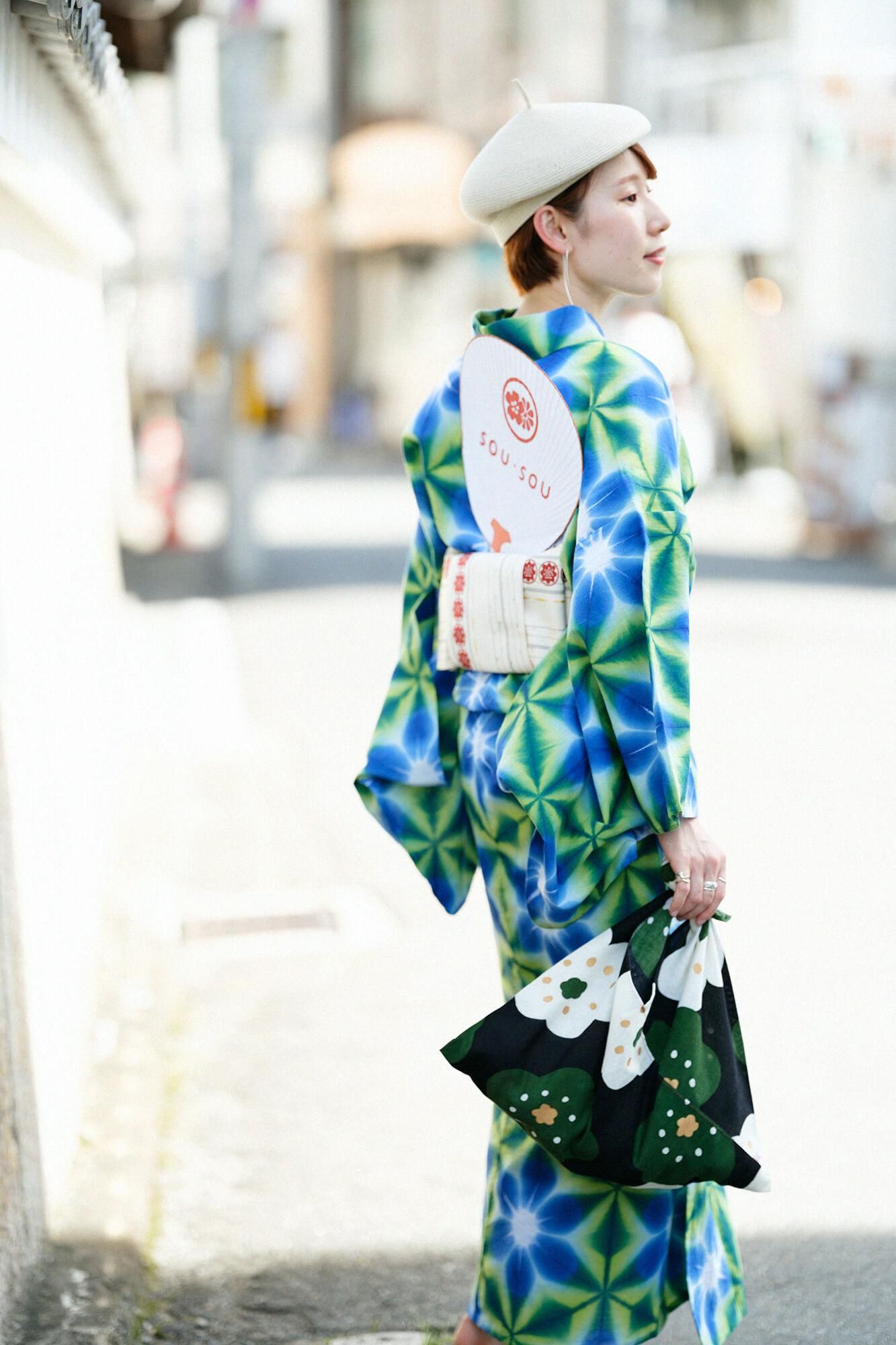 伊勢木綿 小巾折/ほほえみ 濡羽色(ぬればいろ)