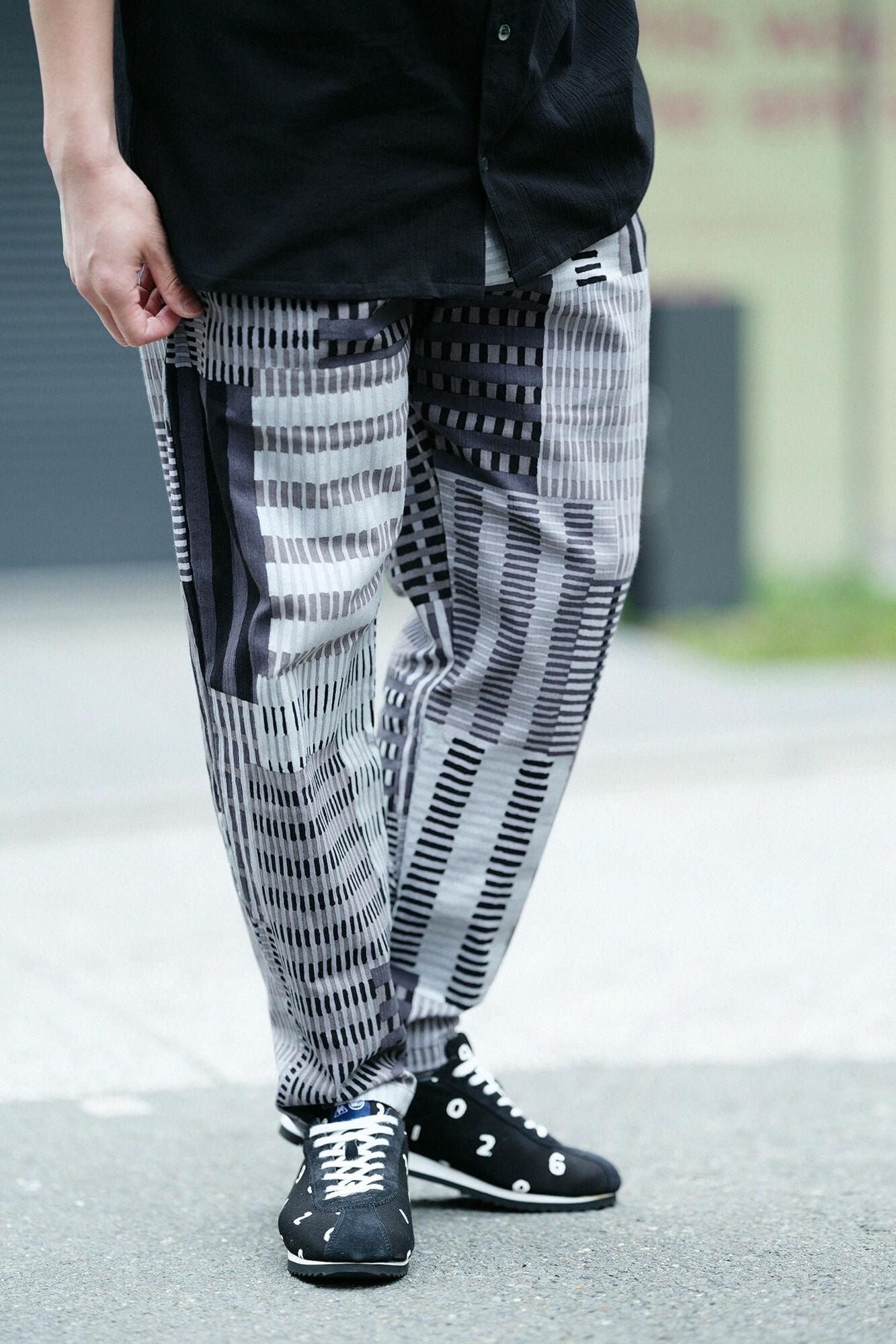 【官網限定】高島縮棉 20/20休閒窄管長褲/摩天大樓