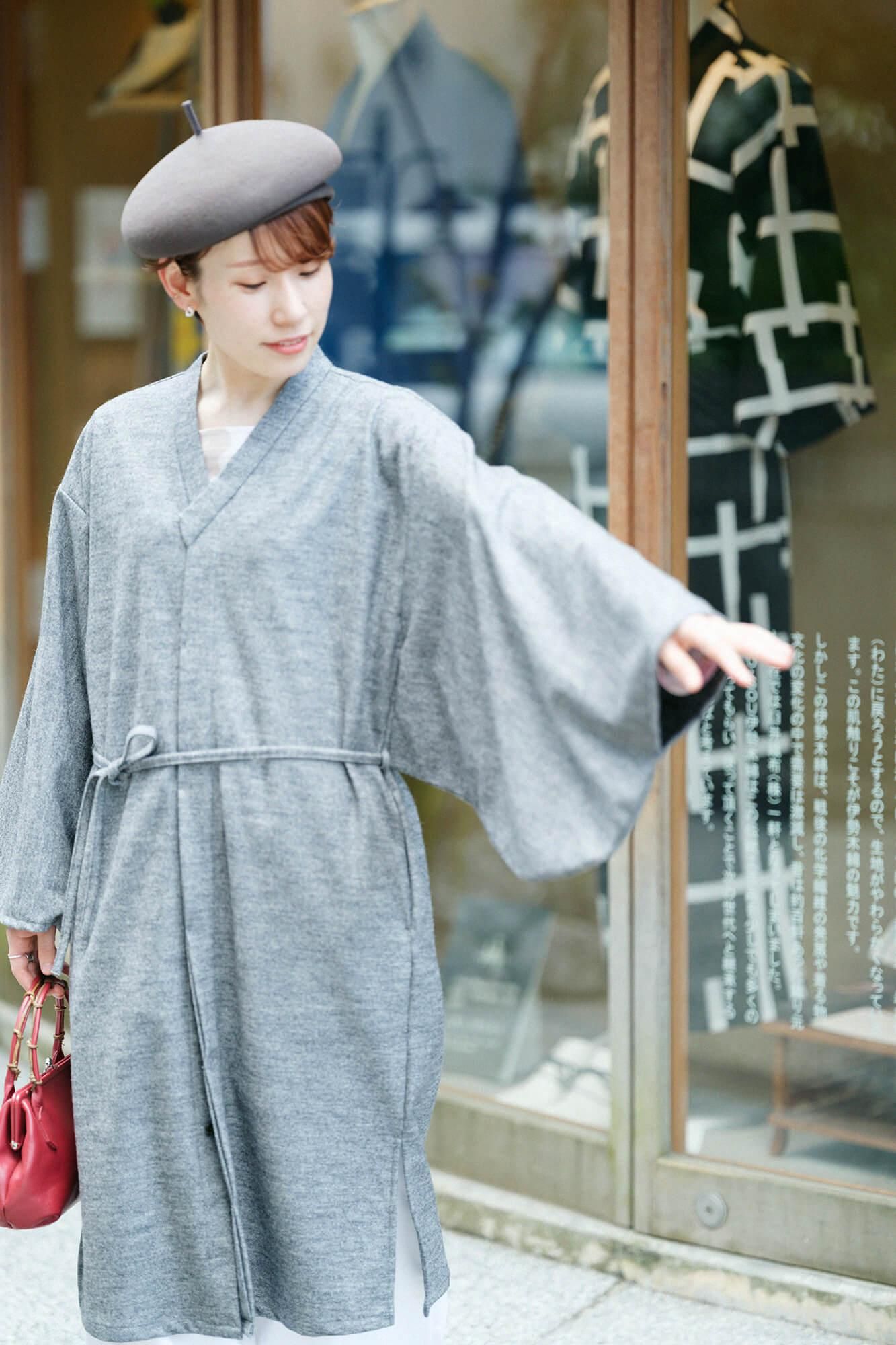 【net限定】カージー編 薙刀かり衣(なぎなたかりごろも) 細衿(さざれえり) 裏勝り(うらまさり)/杢灰(もくはい)×SO-SU-U綾(あや)