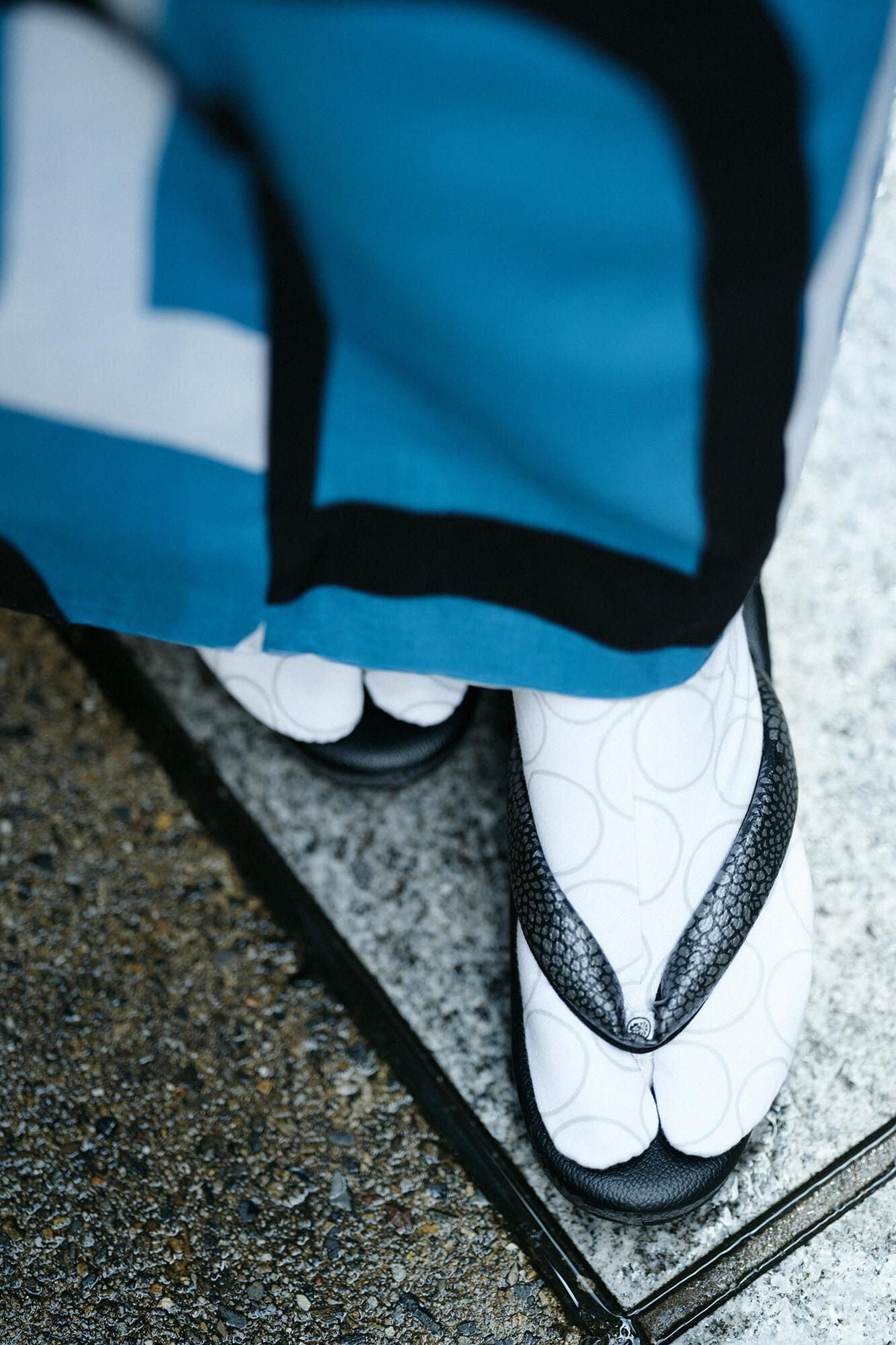 Stretch Chino Cloth Tabi Socks for Tatami Room/Circles White