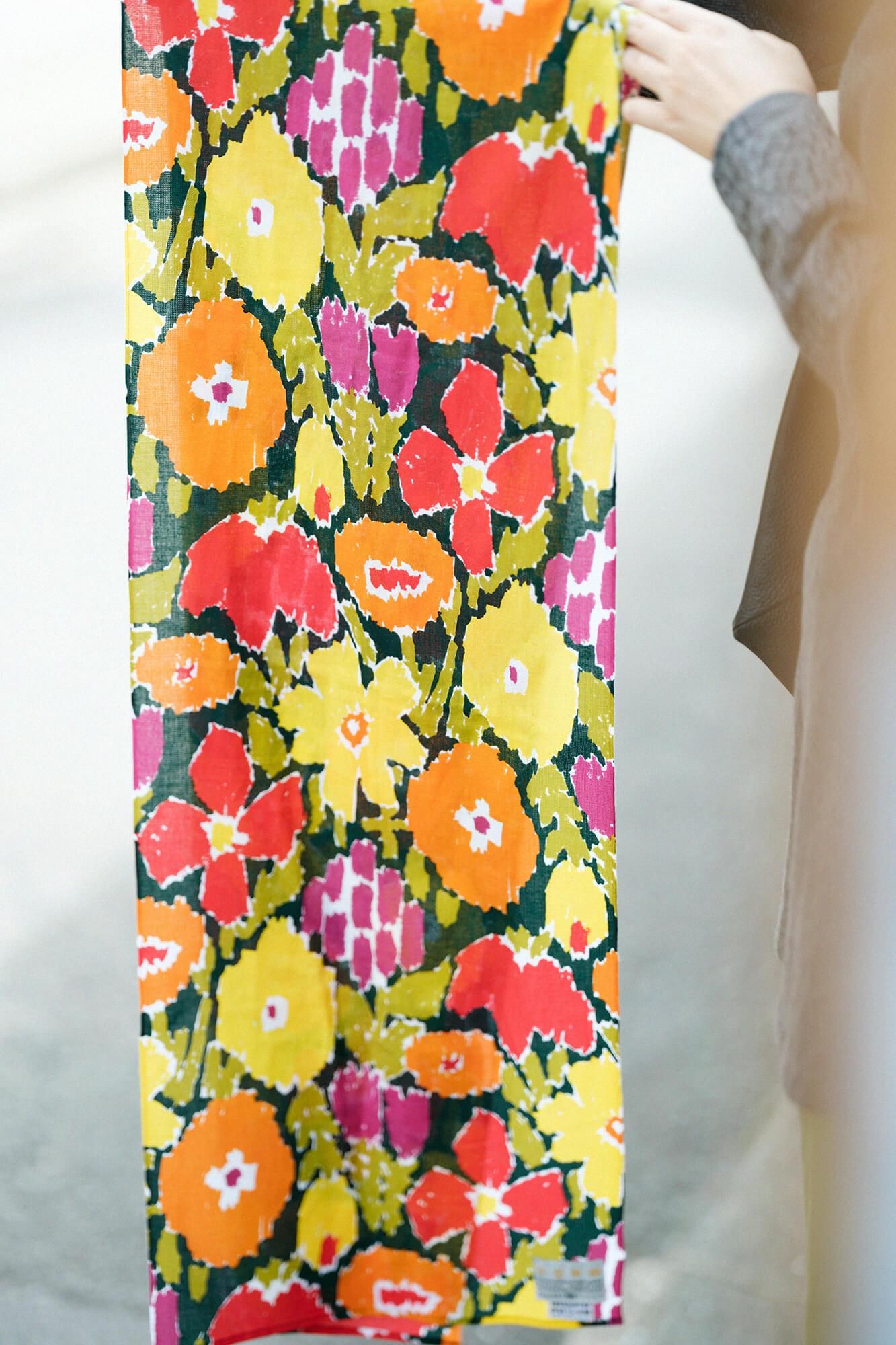 Isemomen Cotton Scarf / Intimate Friend