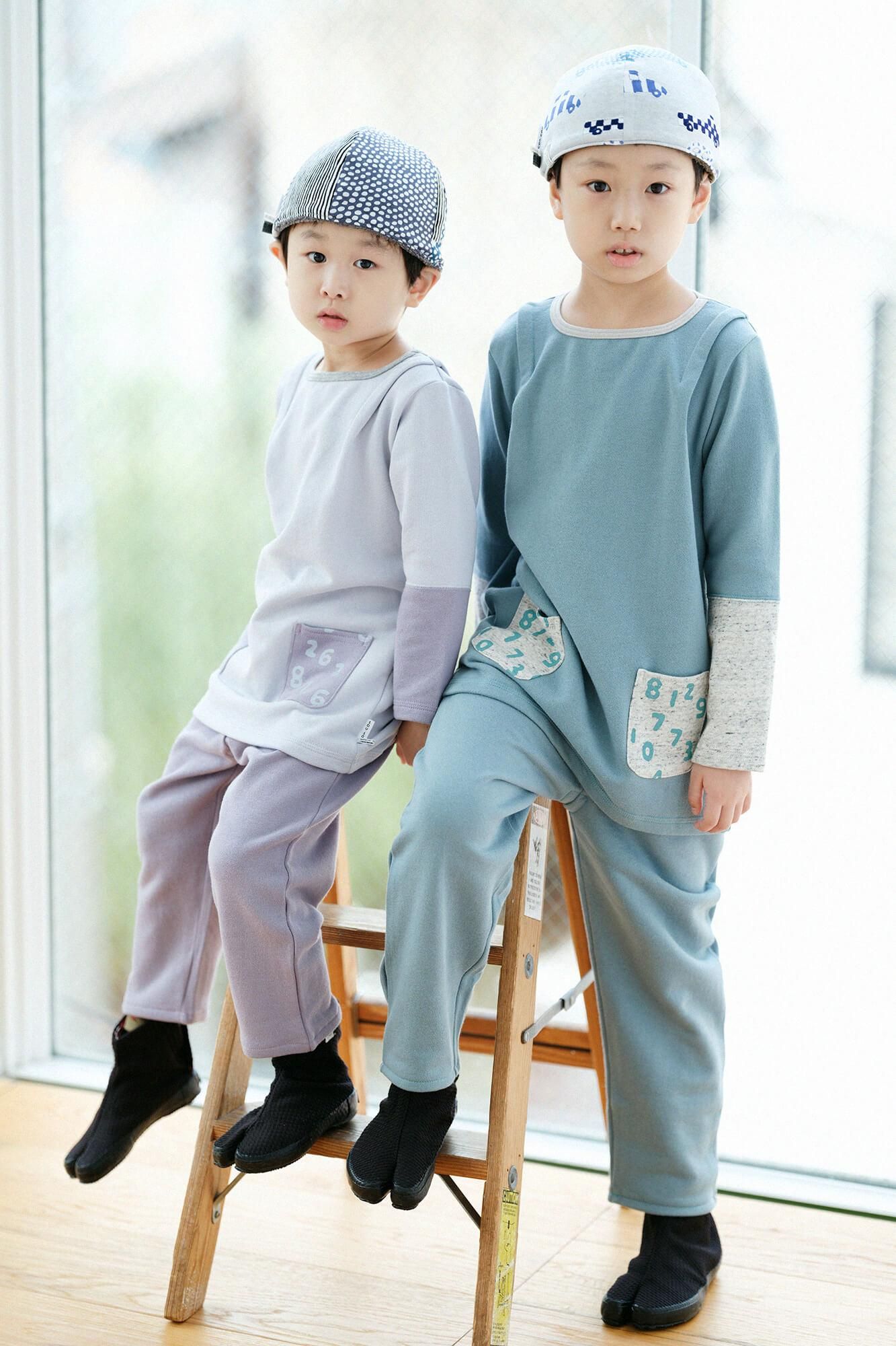 ●Fleece Lining Bi-color Sleeve Square-neck Shirt Shoulder Tuck / Light Blue×Greyish Purple Color