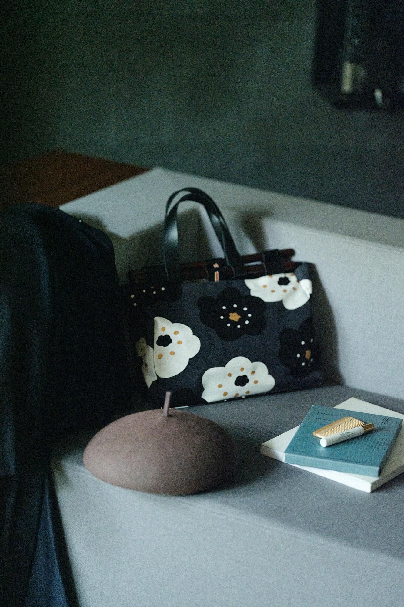 道行小筥(みちゆきこばこ) 染竹(そめだけ) 大/ほほえみ