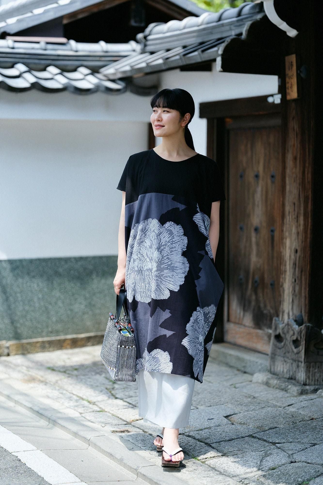 道行小筥(みちゆきこばこ) 染竹 (そめだけ)大/間がさね2