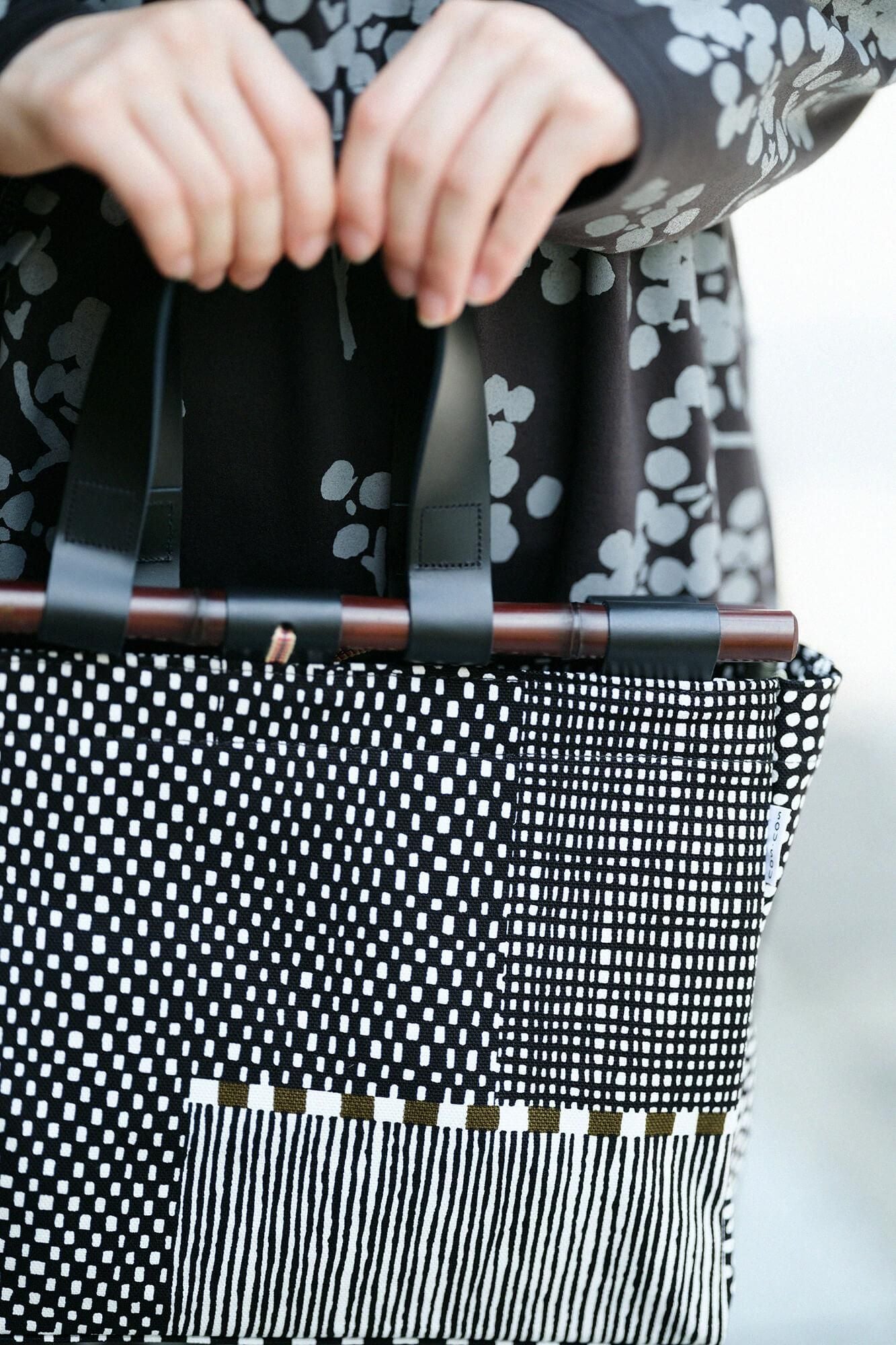 道行小筥(みちゆきこばこ) 染竹 (そめだけ)大/間がさね2