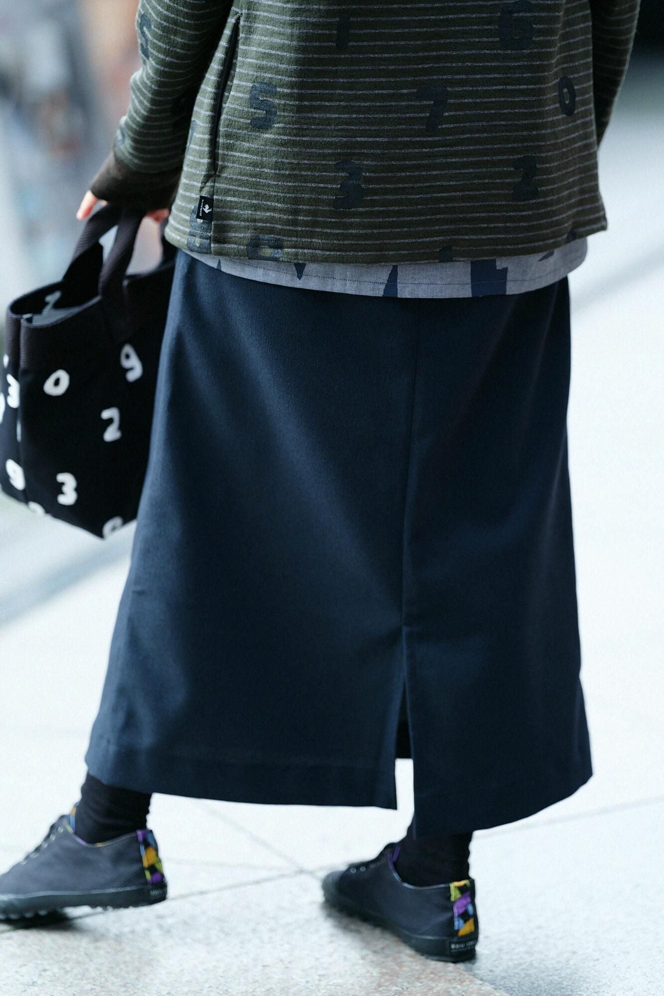 Twill Weave W.L.P. Long Skirt// Dark Navy
