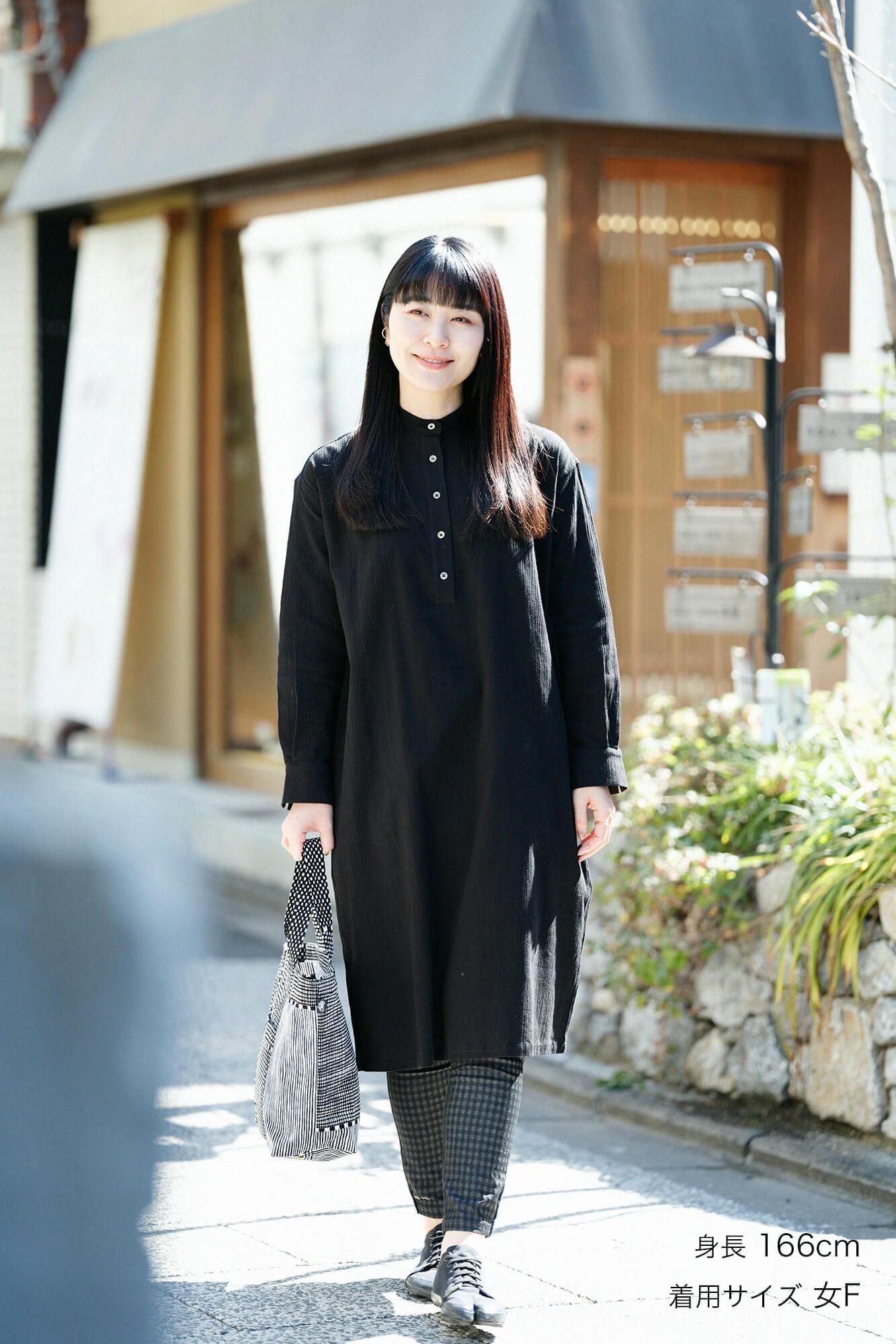 타카시마치지미 20/20 H.N.그란 셔츠 원피스/검은색