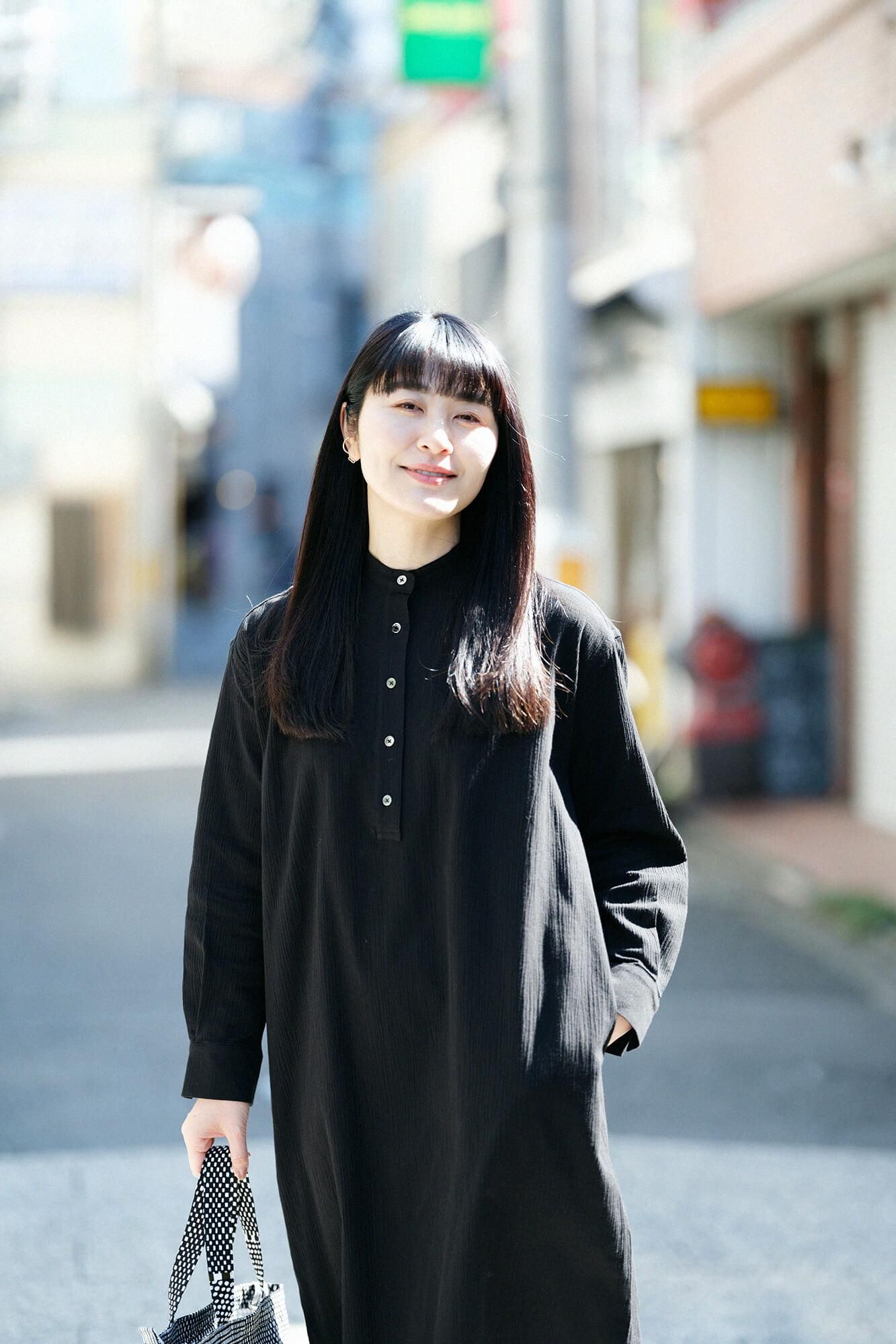 타카시마치지미 20/20 H.N.그란 셔츠 원피스/검은색