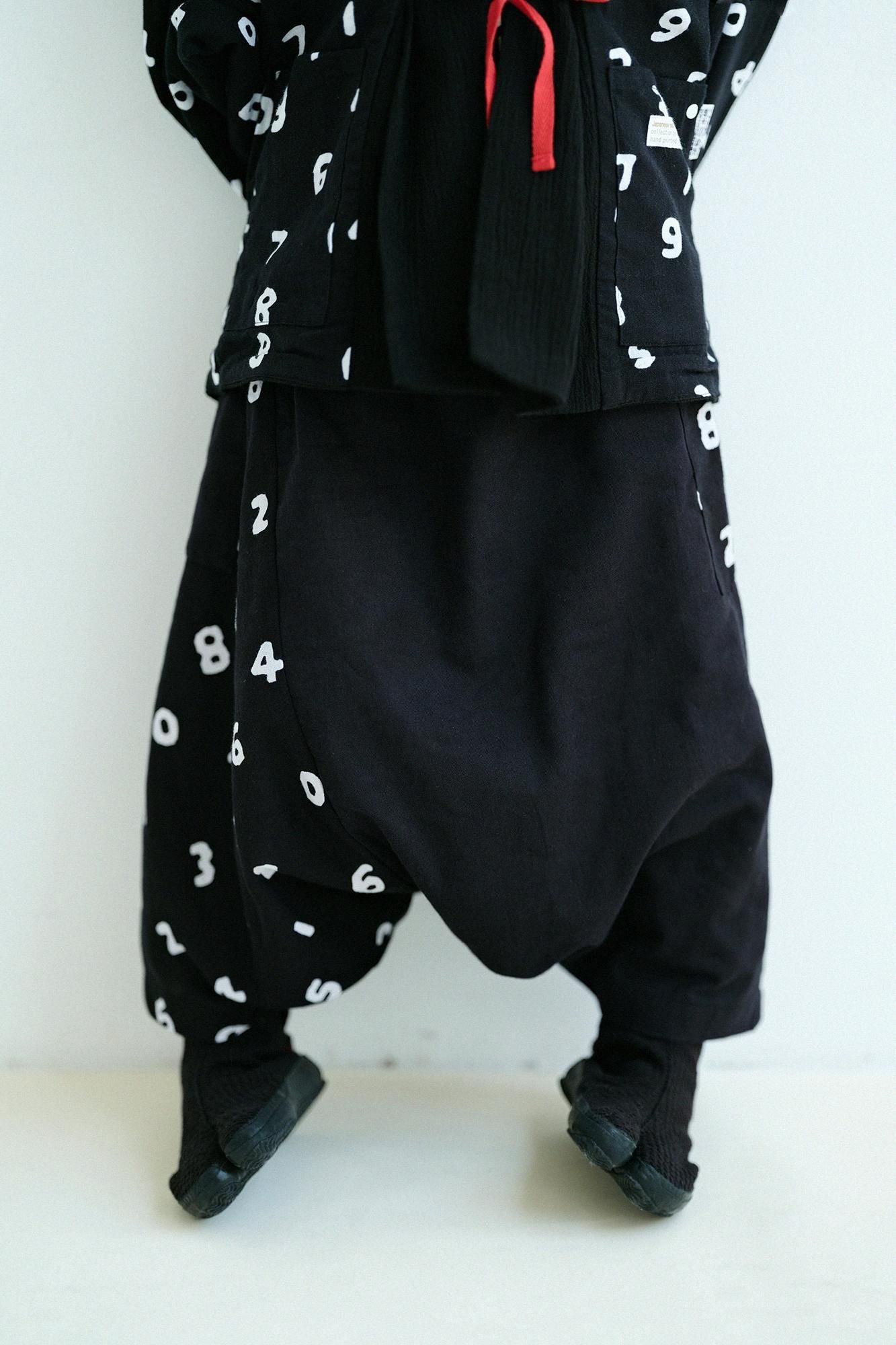 ●伊勢木棉 富士飛鼠褲/黑色x SO-SU-U十數 黑色