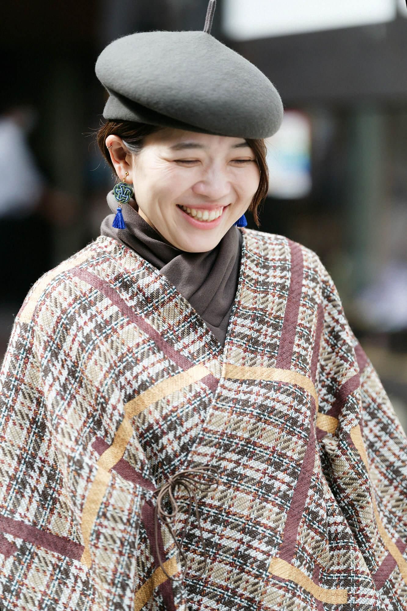 粗花呢斜紋織如月披風斗篷 短版/鳶和留白 棕色格子