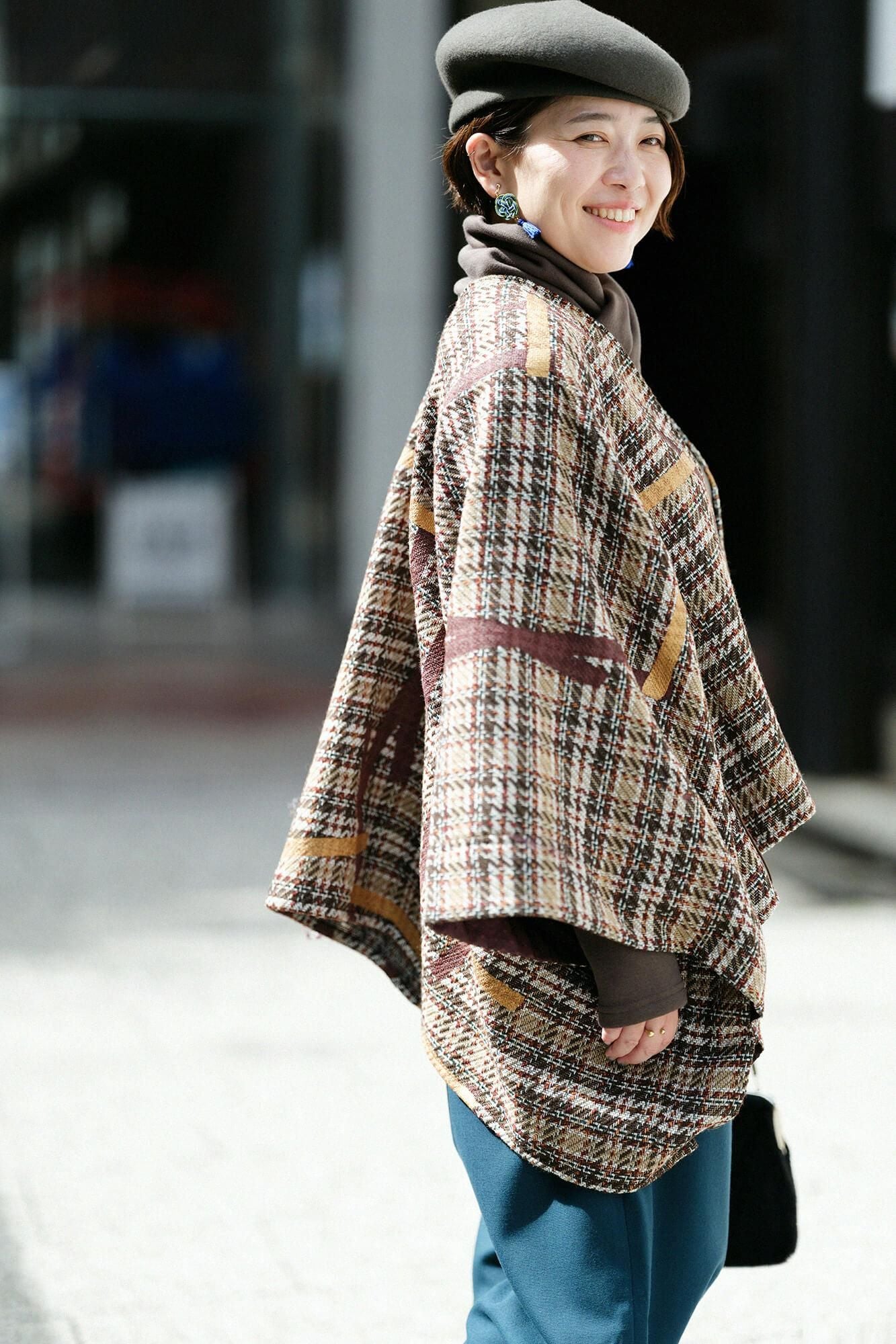 粗花呢斜紋織如月披風斗篷 短版/鳶和留白 棕色格子