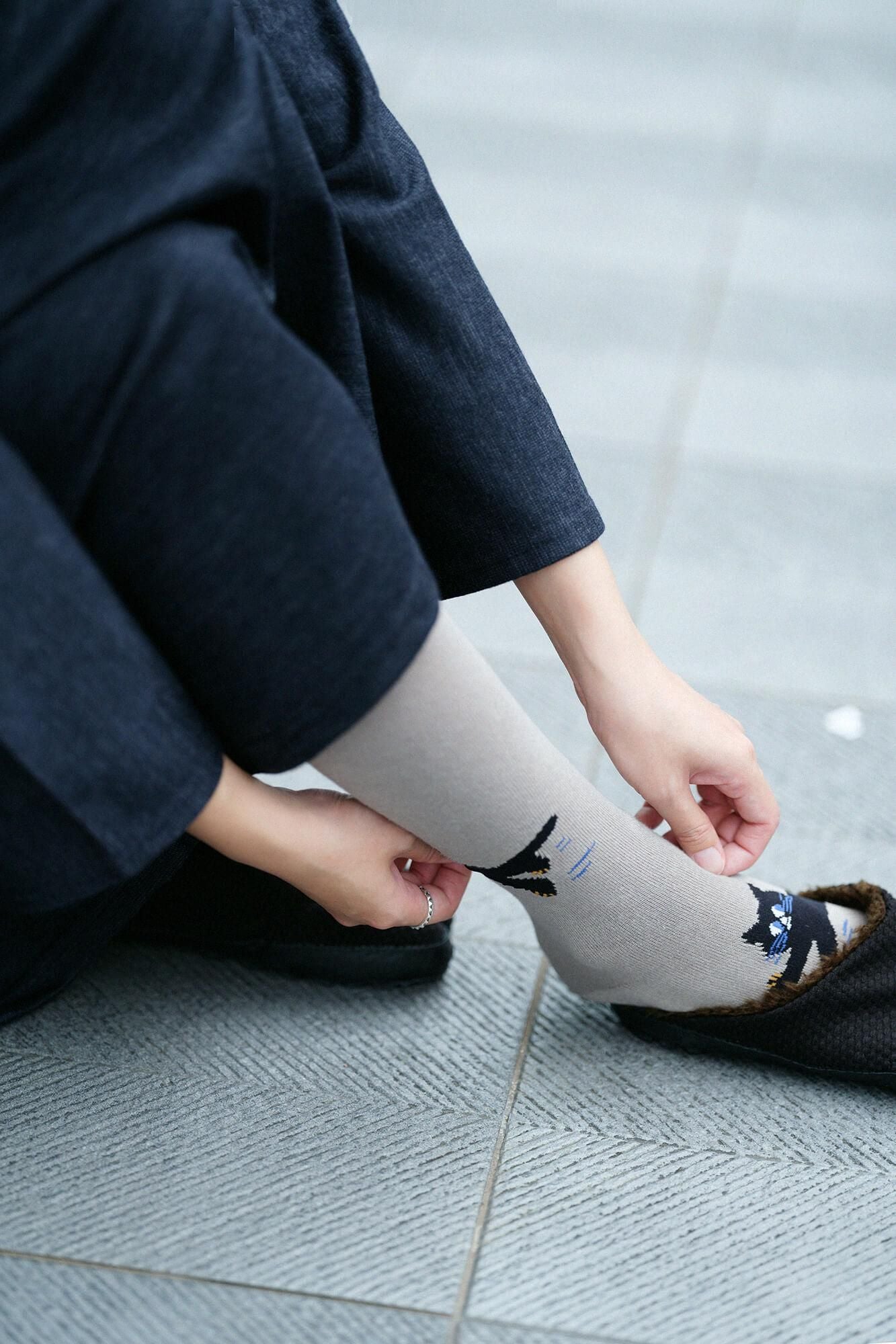 Tabi Tights/Cat Light Greyish Brown