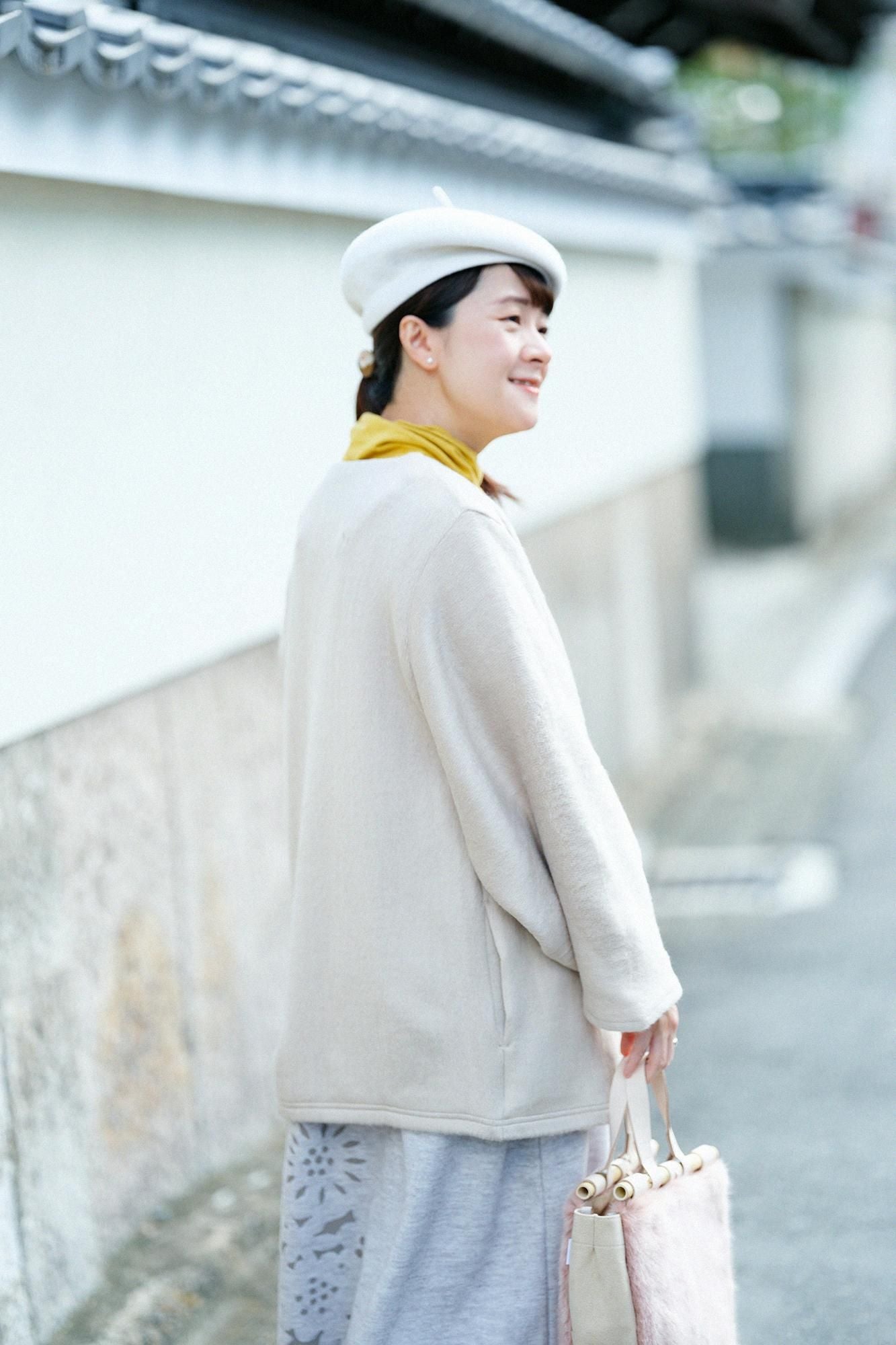 【net限定】舶来接結阿弥(はくらいせっけつあみ) ファー 薙刀伯爵羽織(なぎなたはくしゃくばおり)/白橡(しろつるばみ)