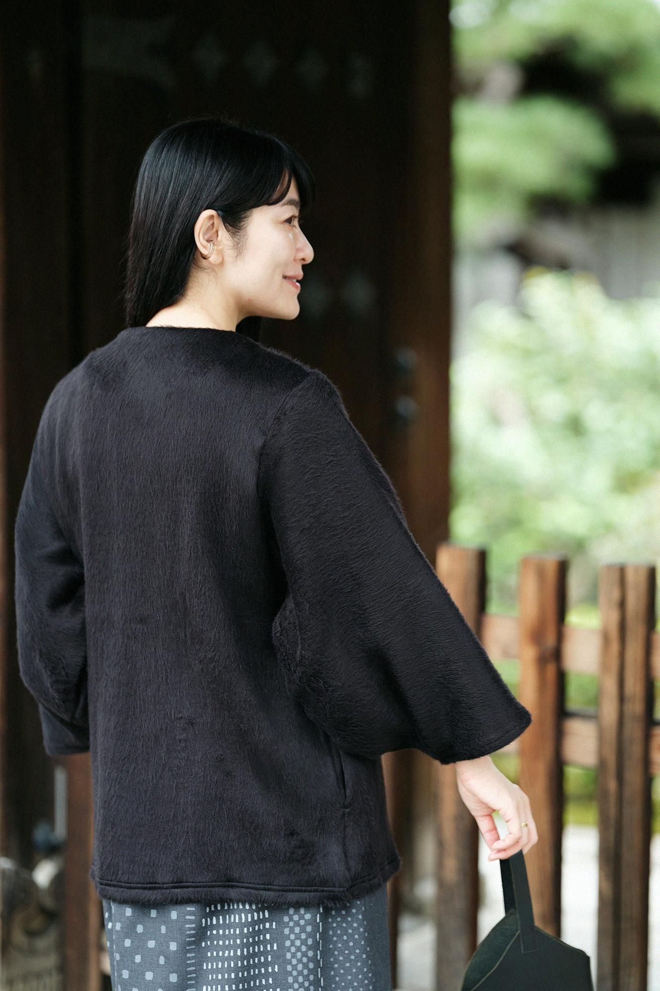 Imported Dual-layered Knit Fur Naginata Earl Cardigan / Black
