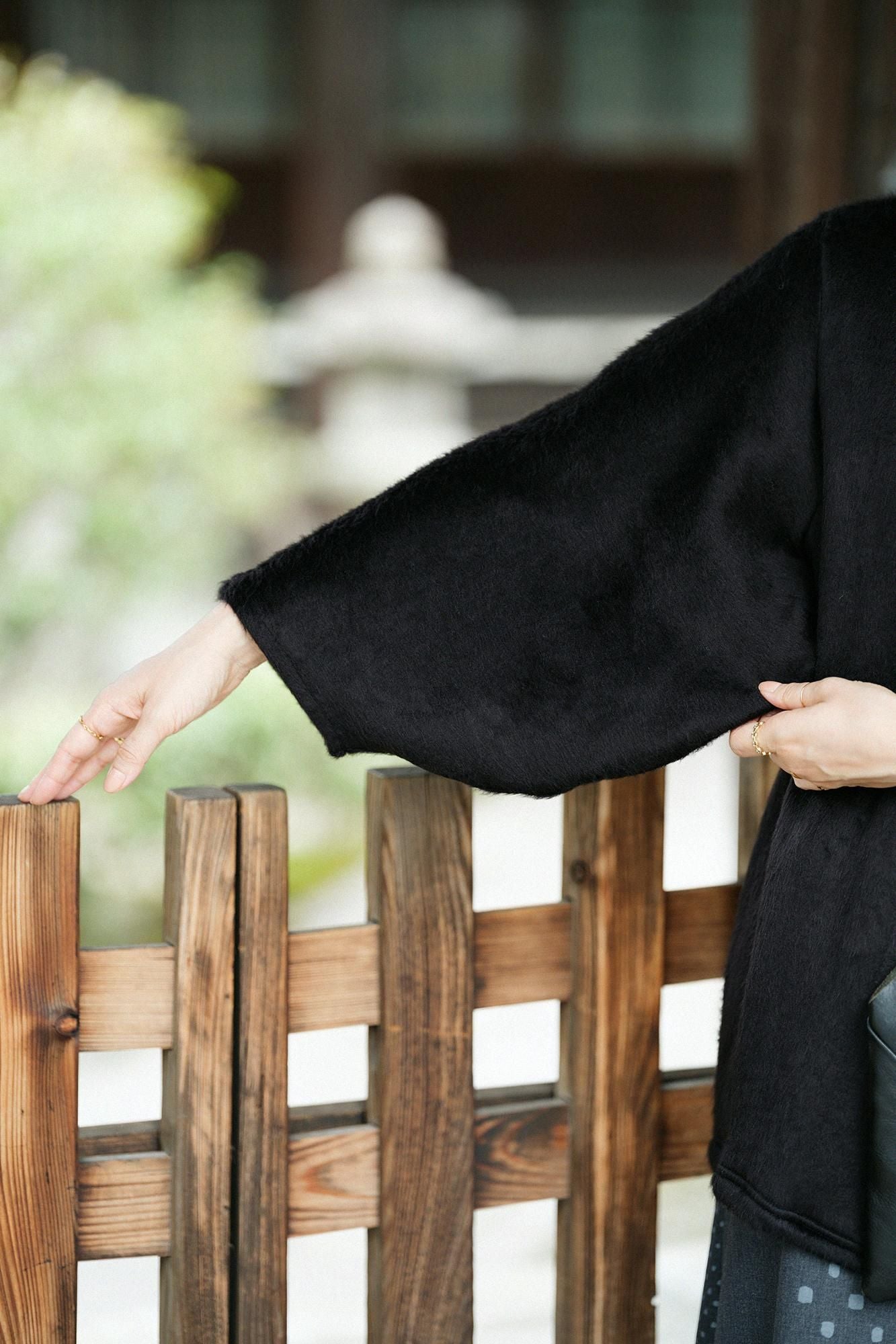 Imported Dual-layered Knit Fur Naginata Earl Cardigan / Black