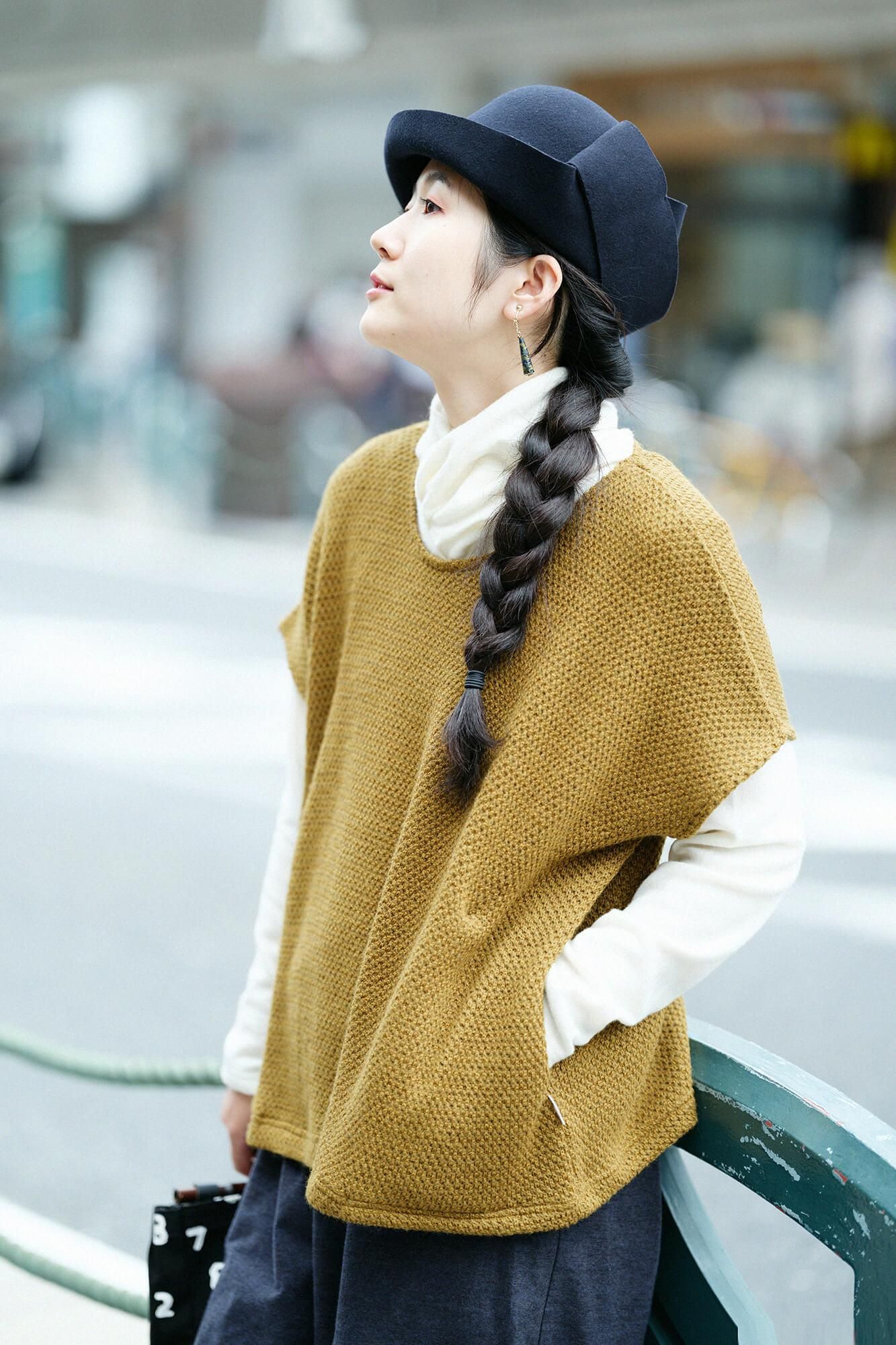 針織 方形上衣 肩線/棕綠色