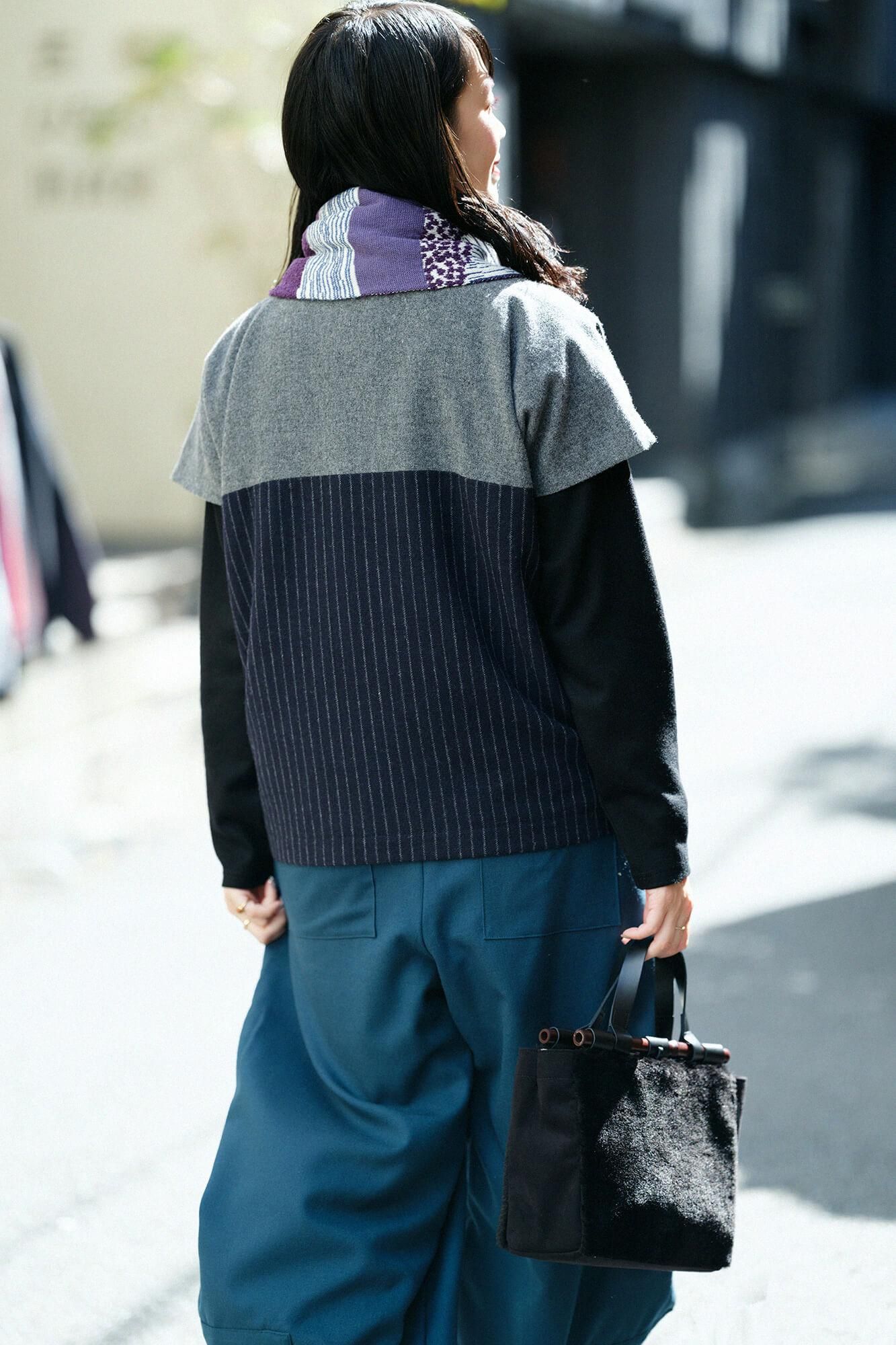 梳毛 梯形上衣 雙色/深灰色×暗藍色條紋