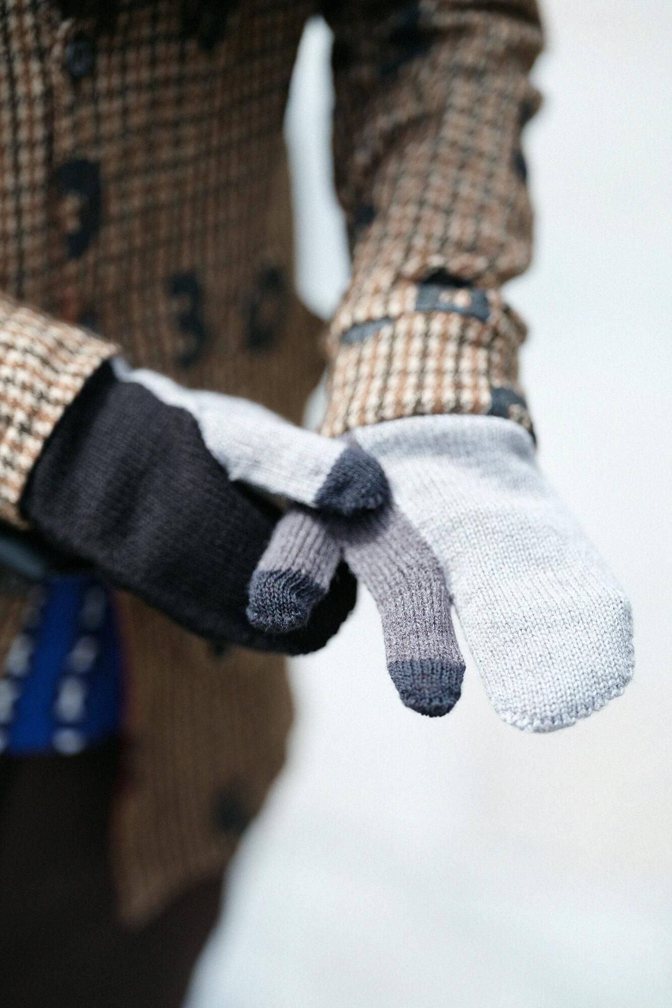 あっちグローブ トリコ/片陰(かたかげ)