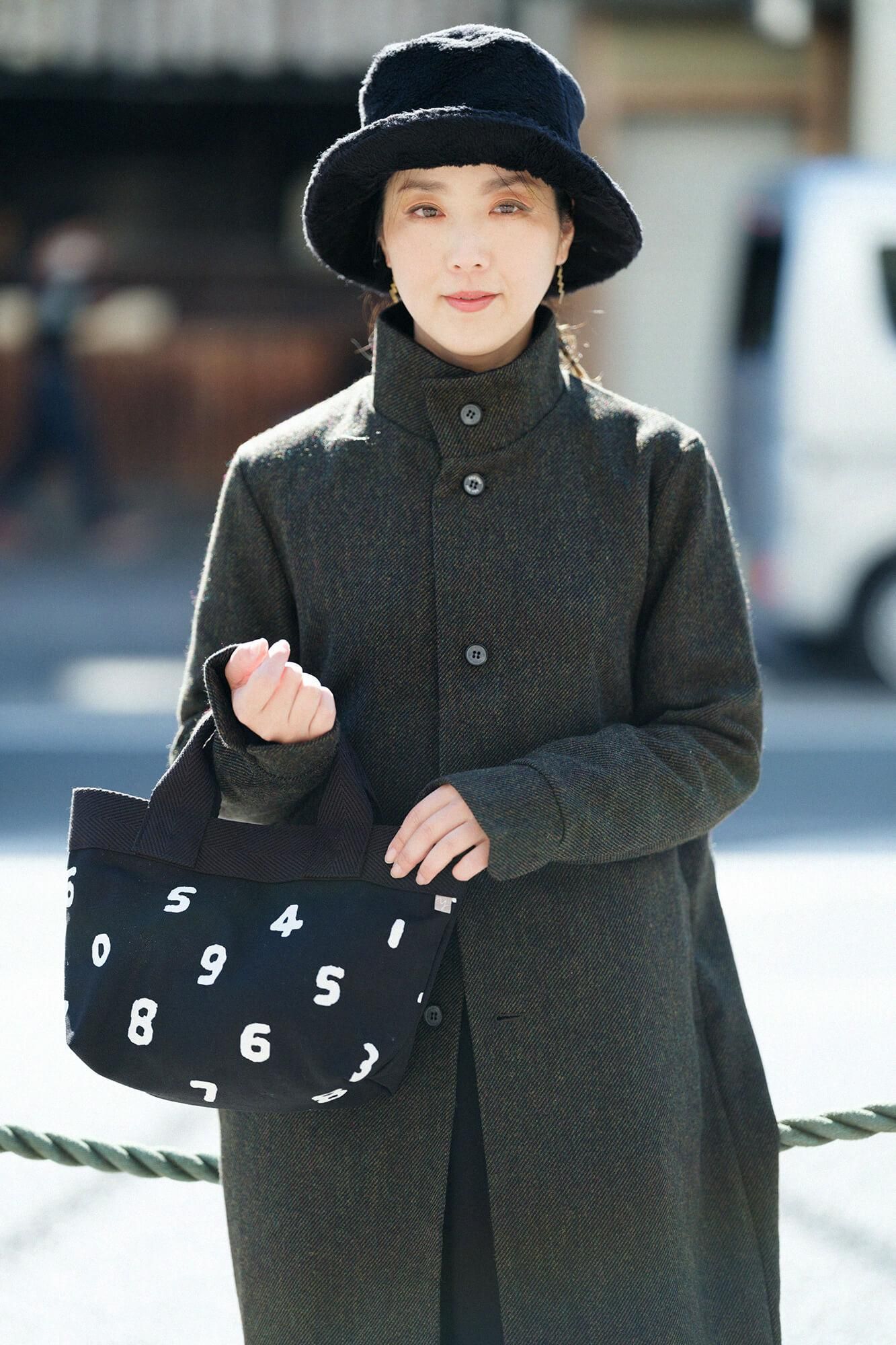 Y.トート B5/SO-SU-U 濡羽色(ぬればいろ)×つくも