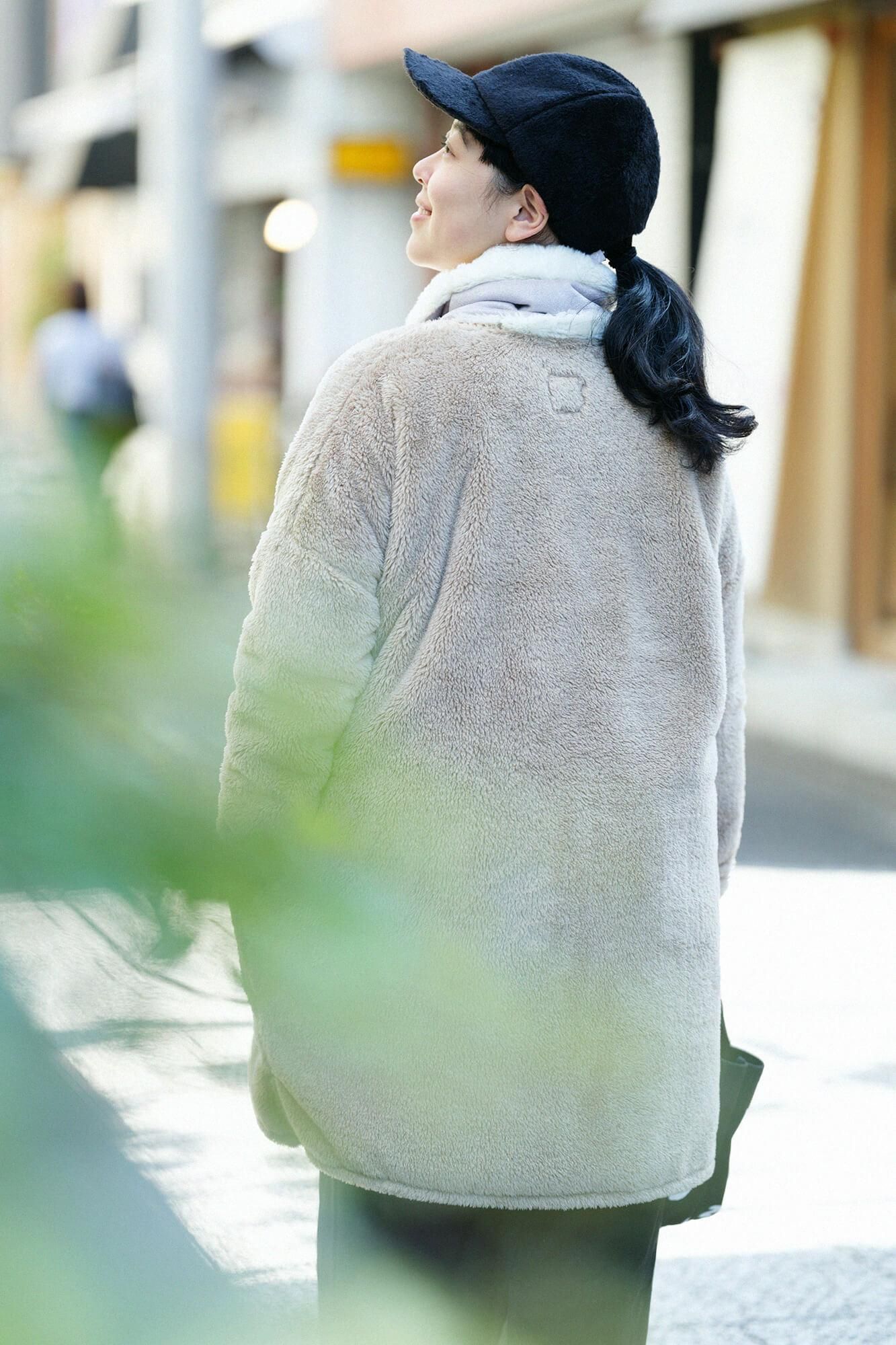 Boa V-neck Light Tunic Coat / Hazelnut Color