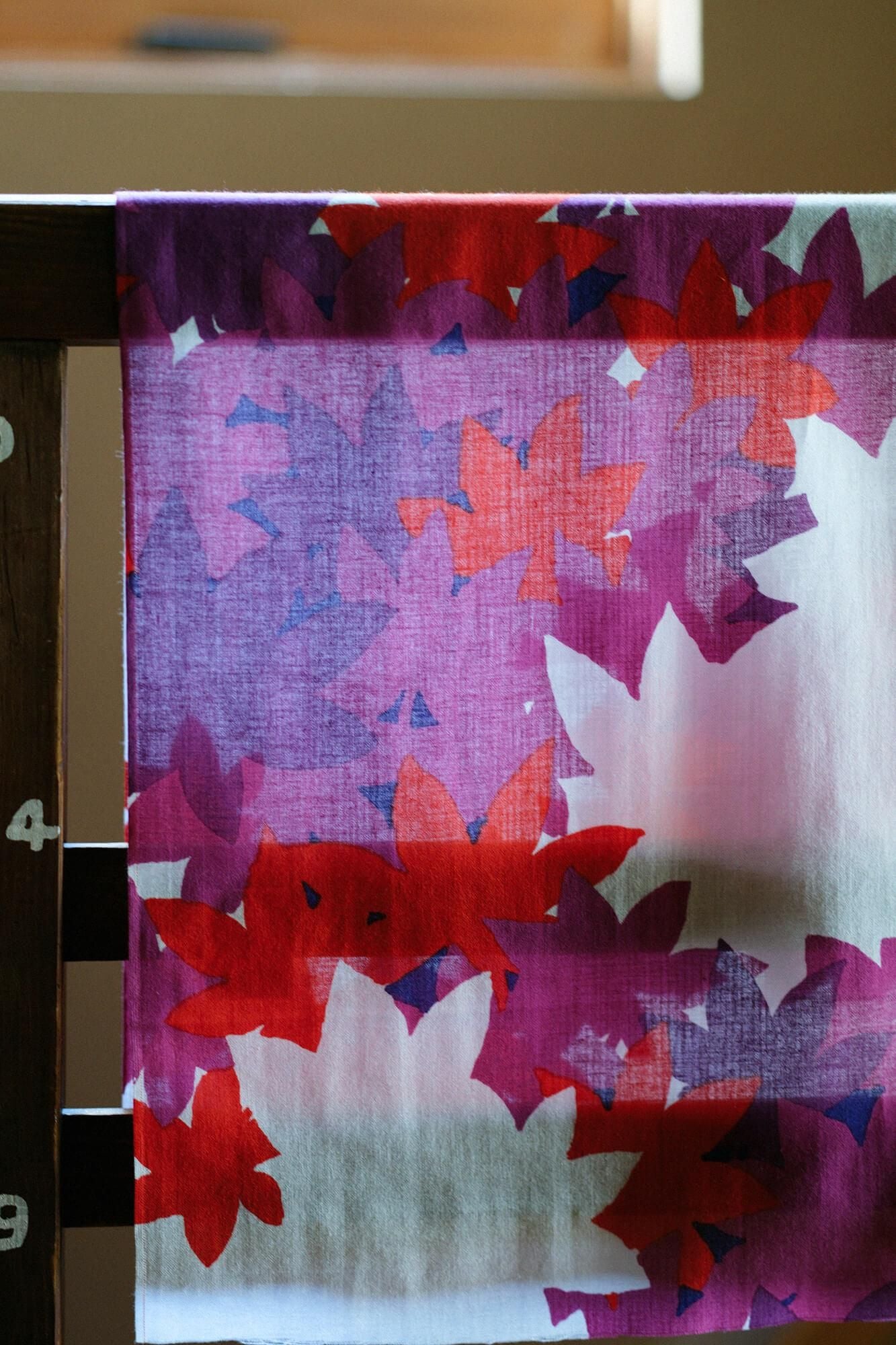 ISE Cotton Textile Tenugui / Maple Ivy Yellow (Makijitsutakibamu)