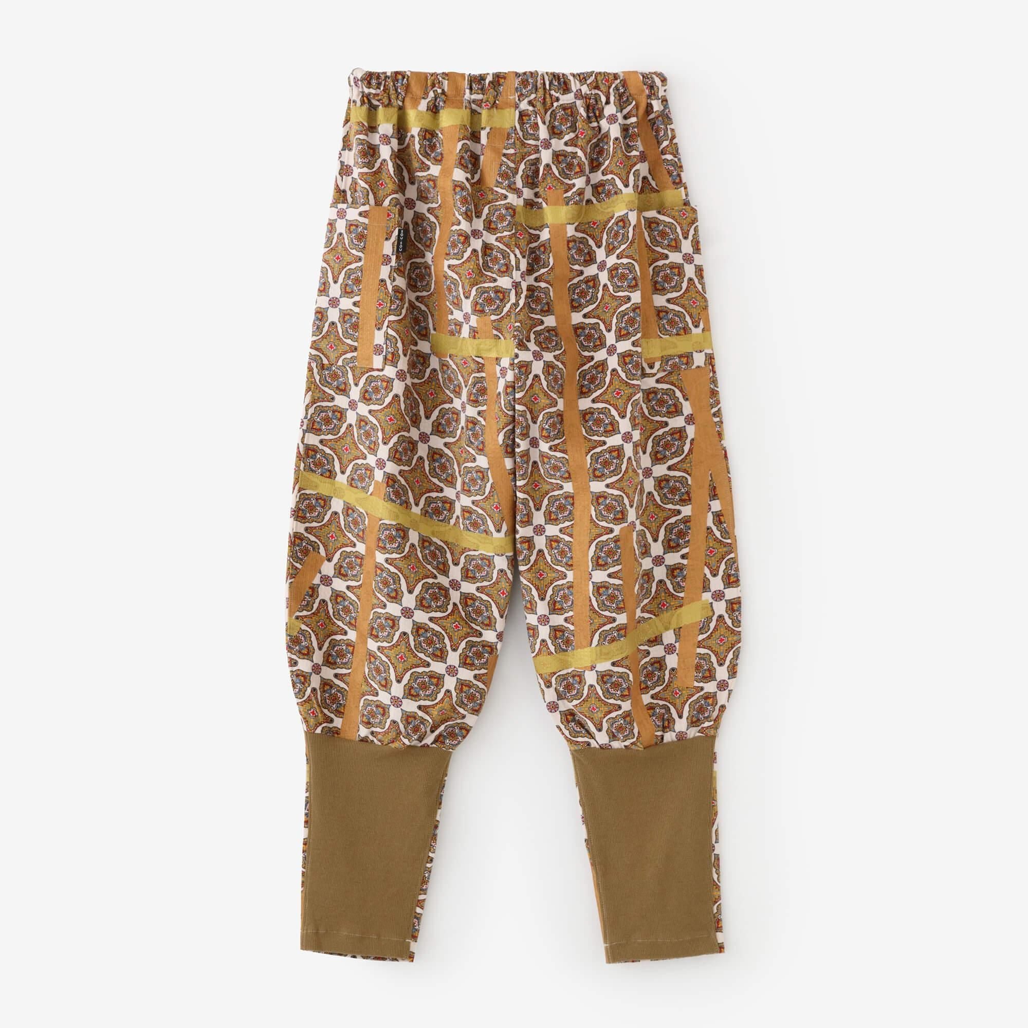 Kohlehimmel Fremdes Muster (Hakuraimonyo) Schneiden (Tattsuke) Enyuu-Kleidung / Tobi (Drachen) Elfenbeinfarbe (Elefantenfarbe)