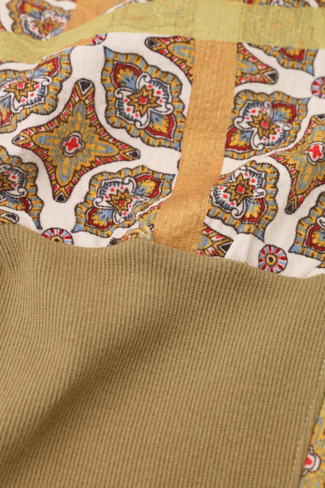 Kohlehimmel Fremdes Muster (Hakuraimonyo) Schneiden (Tattsuke) Enyuu-Kleidung / Tobi (Drachen) Elfenbeinfarbe (Elefantenfarbe)