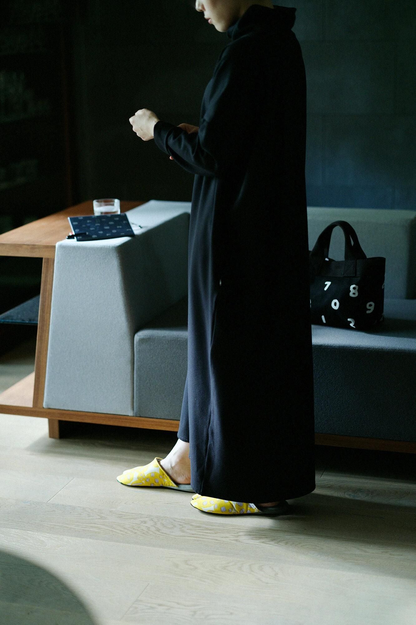 窄版室內分趾拖鞋/明麗 喜喜