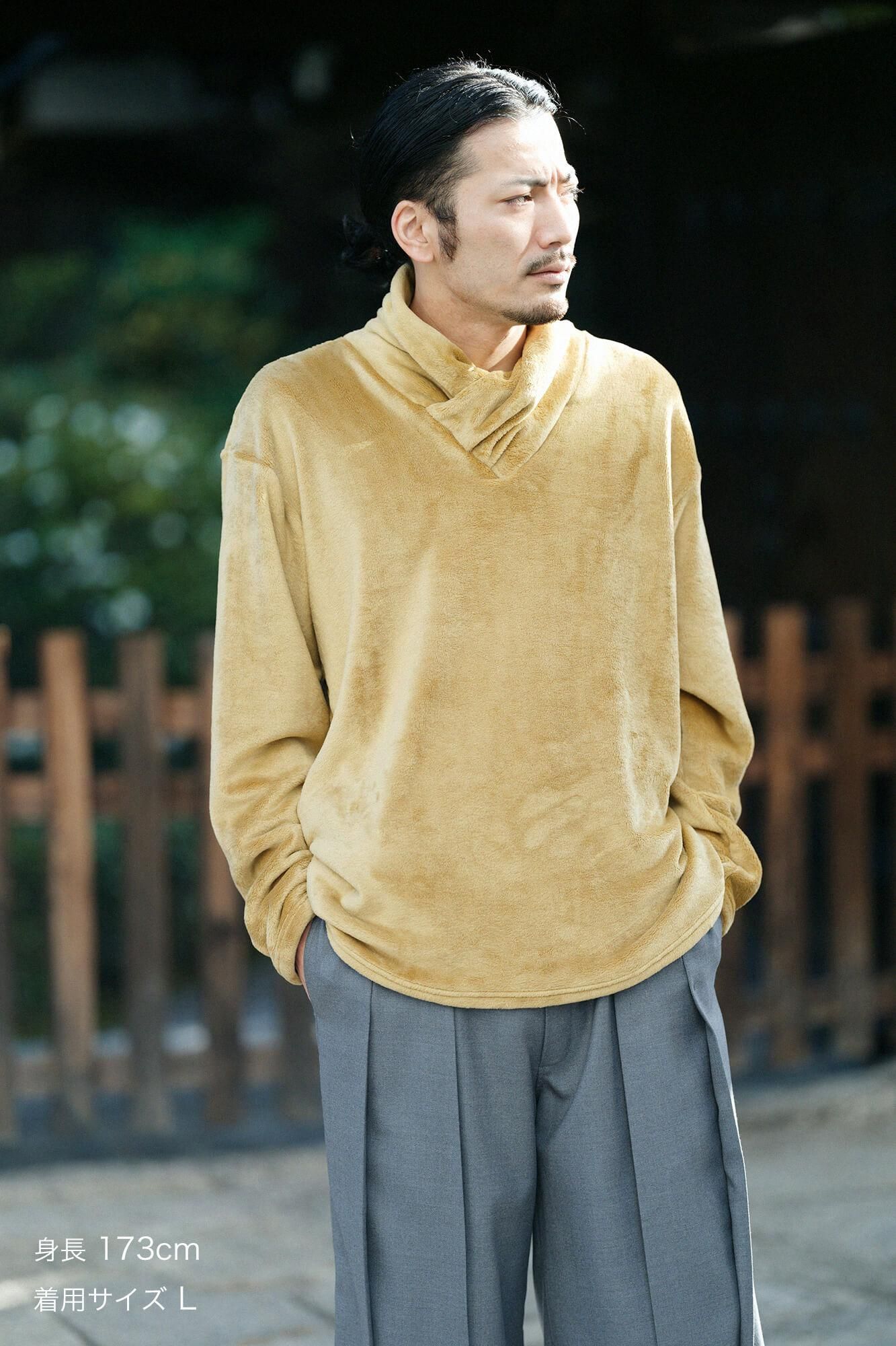 Bomber Heat (R) 天鵝絨編 高領上衣/榛果色