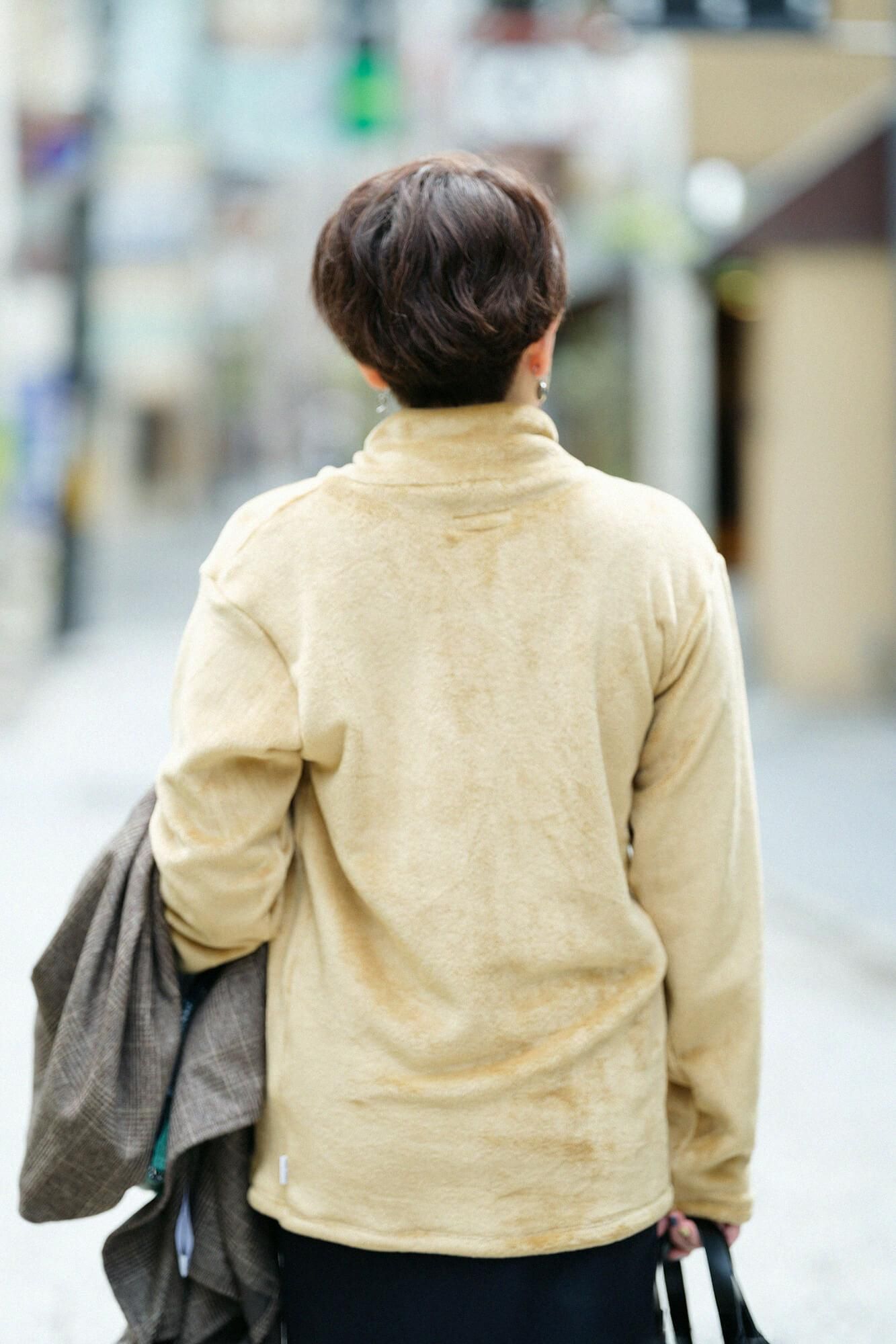 Bomber Heat (R) 天鵝絨編 高領上衣/榛果色