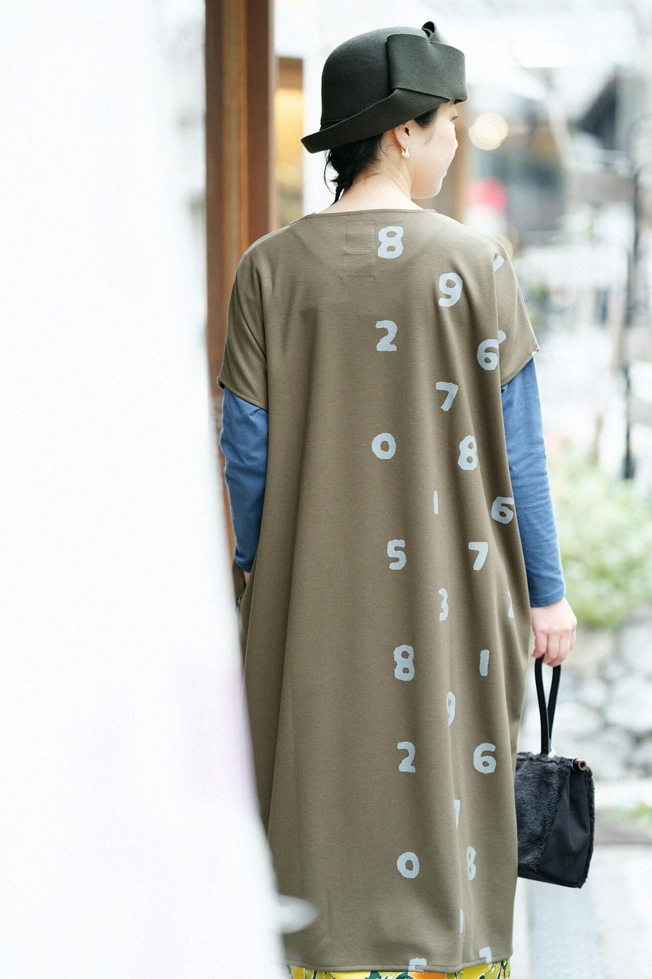 羊毛混合物,双面,矩形长袍,肩系,SO-SU-U和边缘,海马田