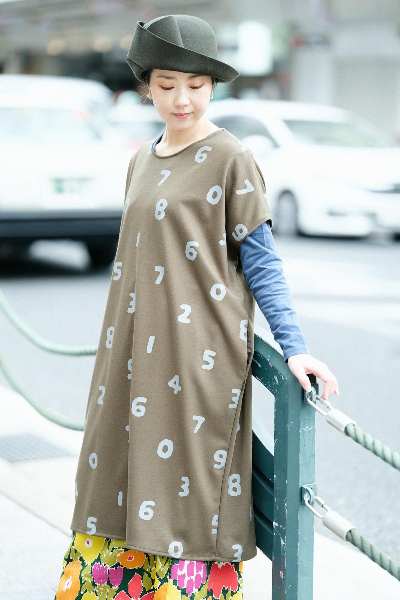 羊毛混合物,双面(ryomen ami),矩形长袍,肩线,su-u,sea Matsucha