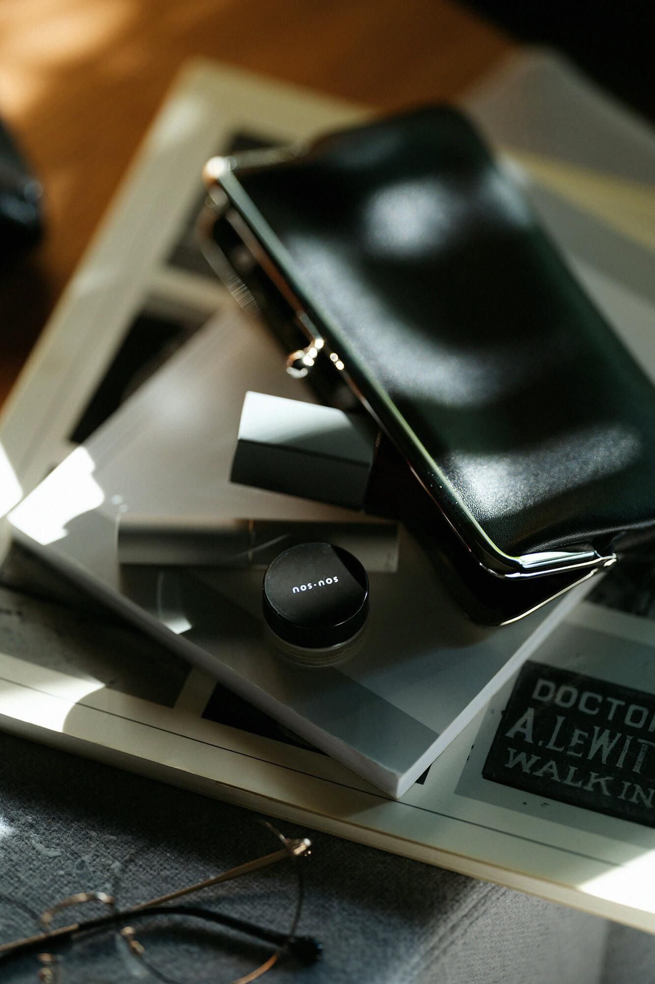 皮革口金包(橫長)/黑色×迷你SO-SU-U十數