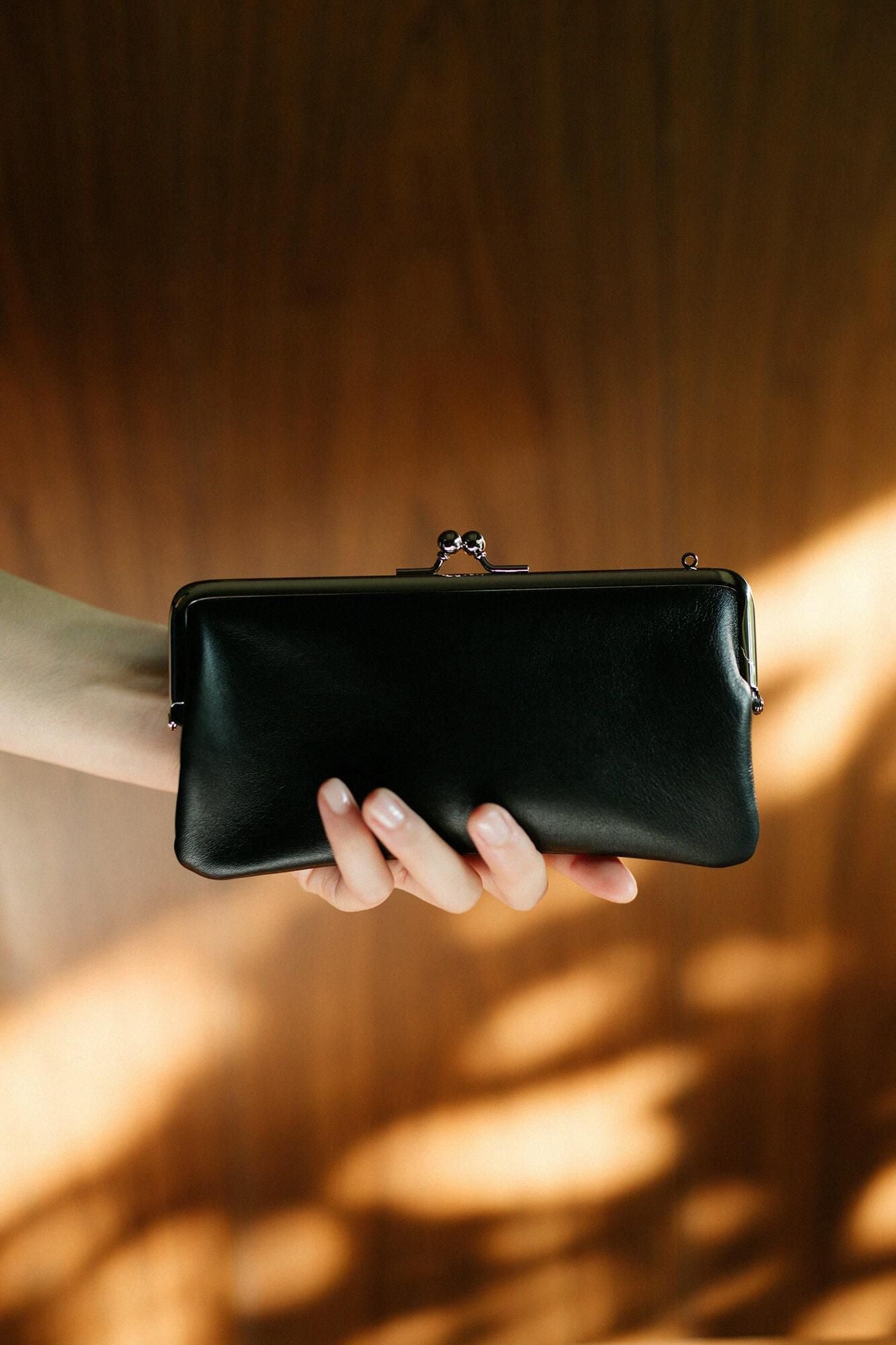 皮革口金包(橫長)/黑色×迷你SO-SU-U十數