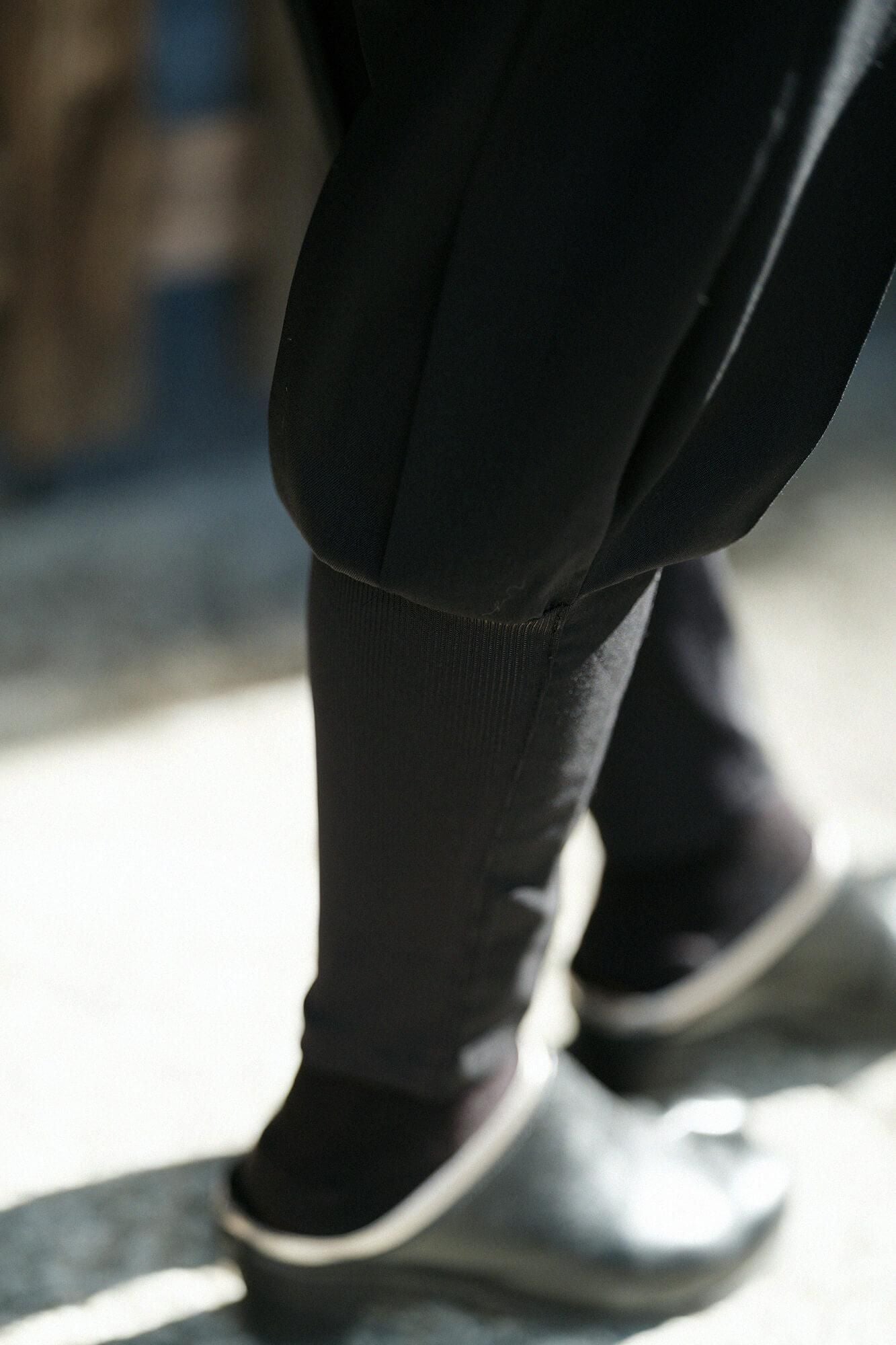 42雙線 梳毛 裁付袴型褲/黑色