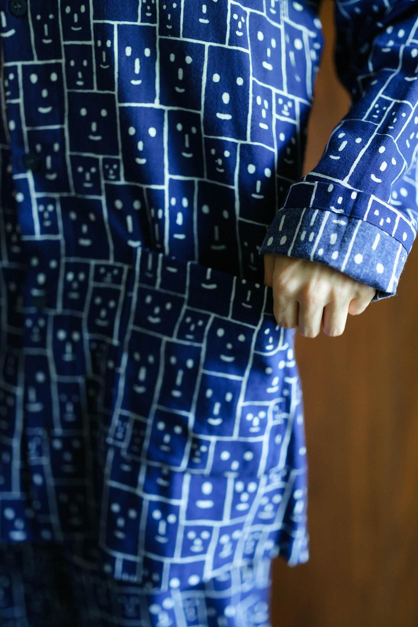 【官網限定】高島平織 V領 圖案紋樣居家服/笑顏 寶藍色