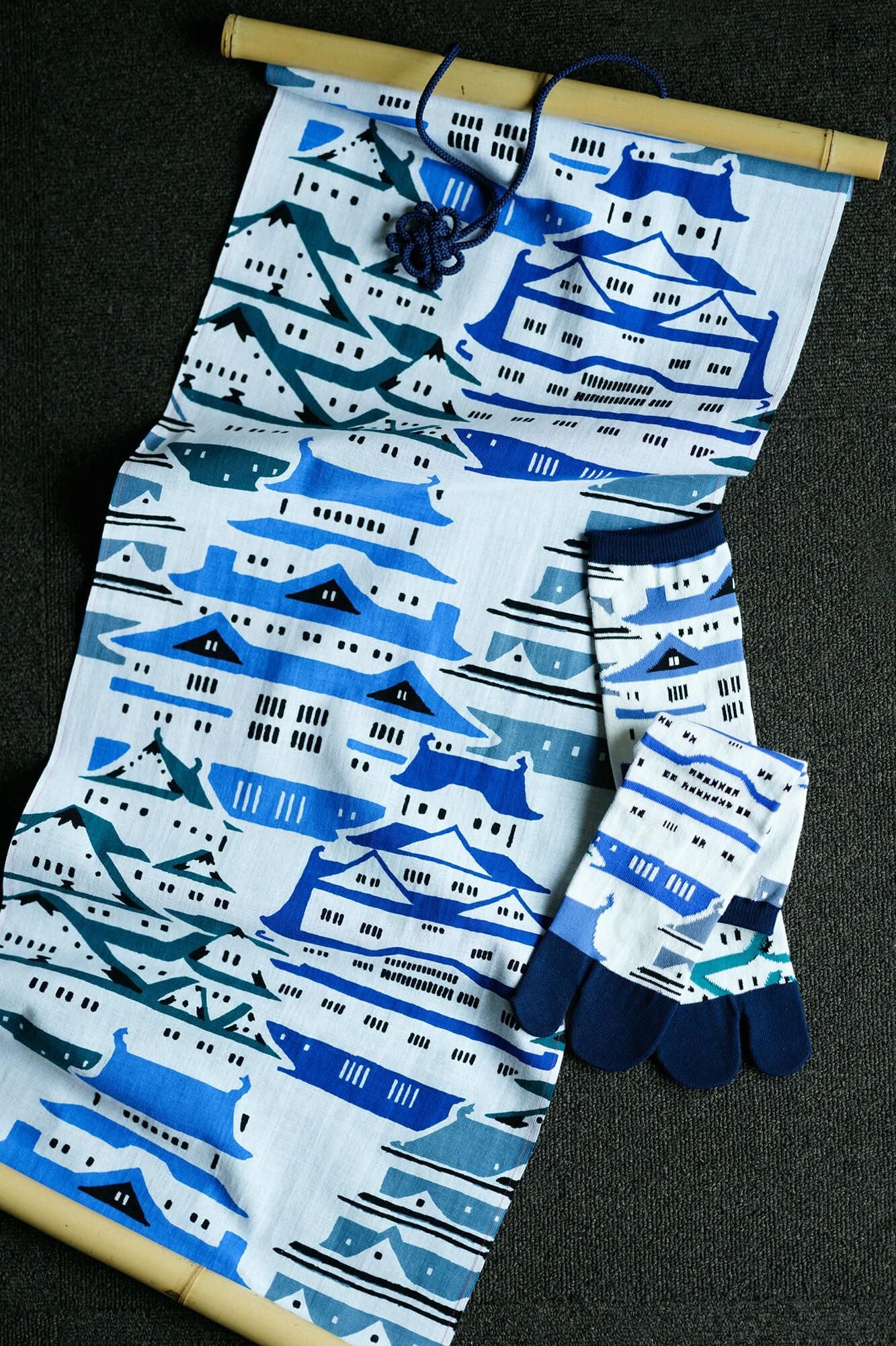 Tabi Socks (Mid-calf)/Castle Tower【Men・Women】