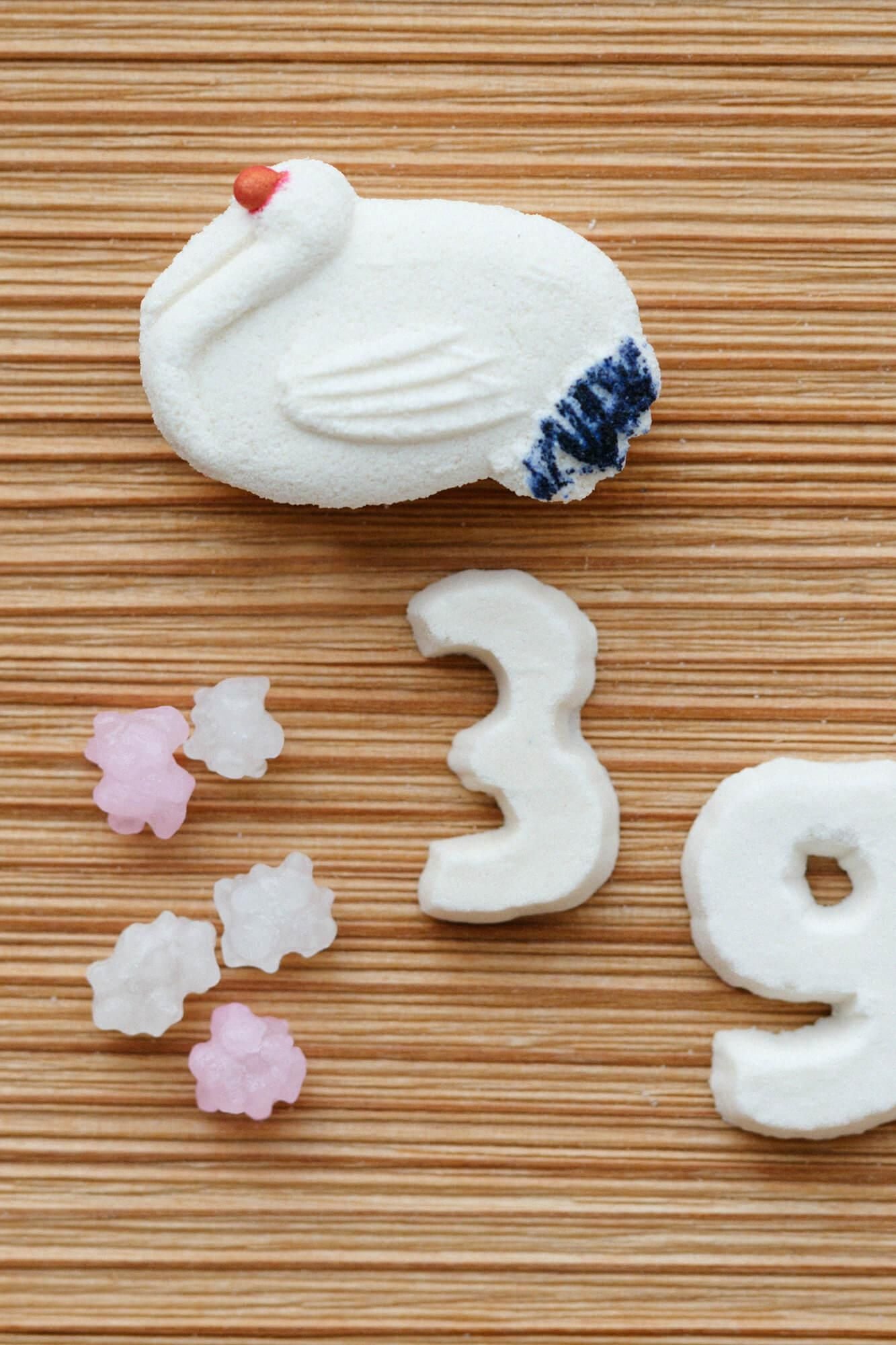 ■SOU・SOU×長久堂 記念日和三盆/鶴